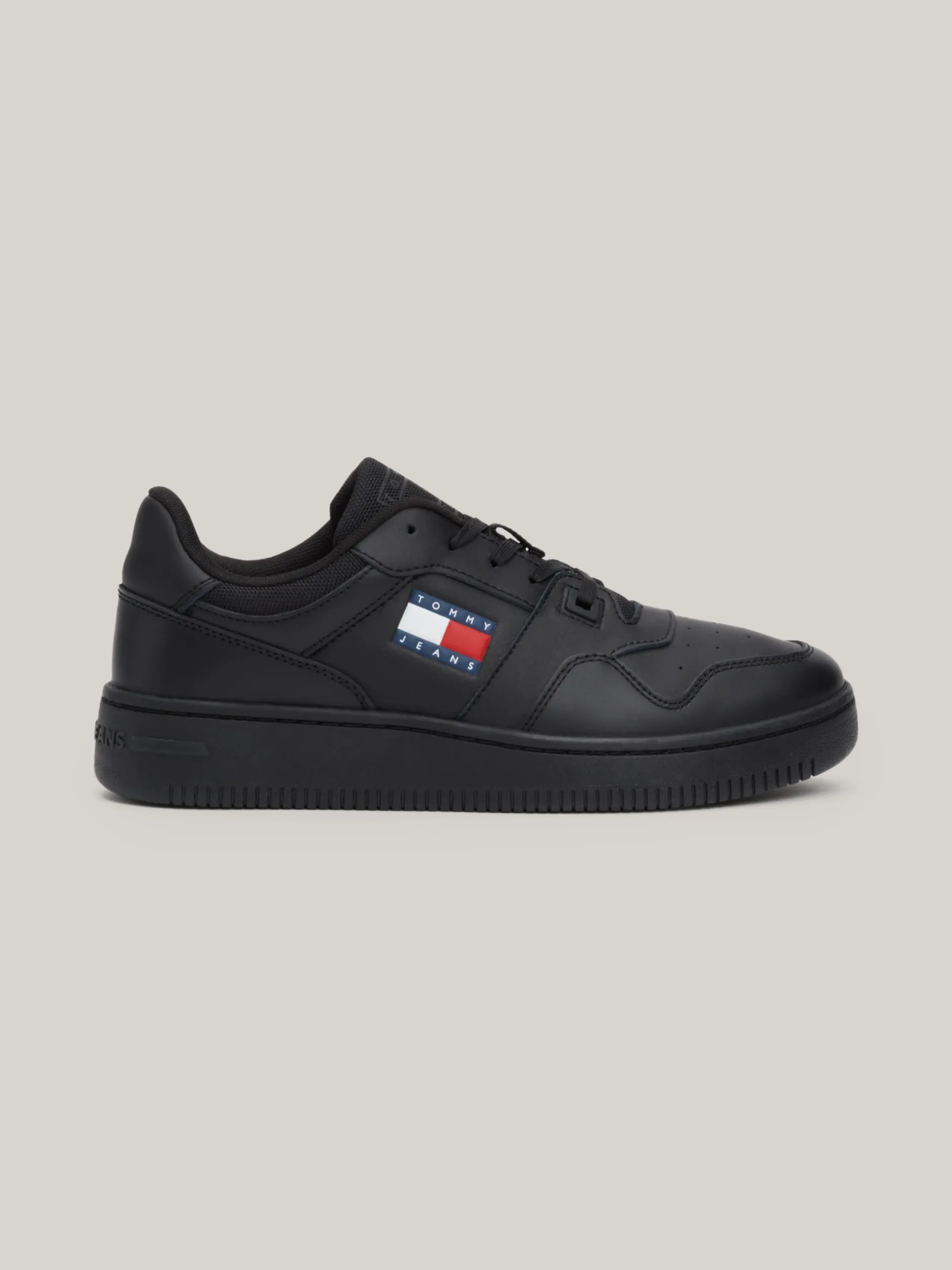 Sneakersy*Tommy Hilfiger Skórzane Tenisówki Z Delikatnym Protektorem TRIPLE BLACK