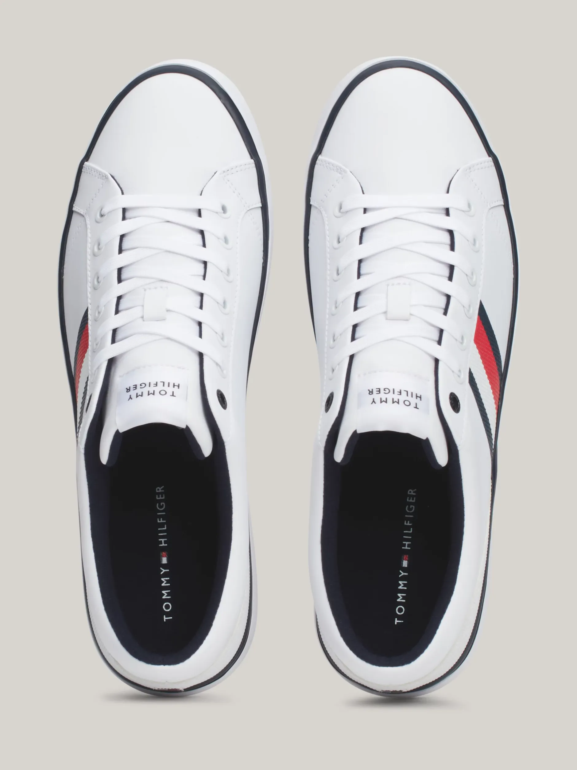 White Trainers*Tommy Hilfiger Skórzane Tenisówki Z Delikatnym Protektorem WHITE