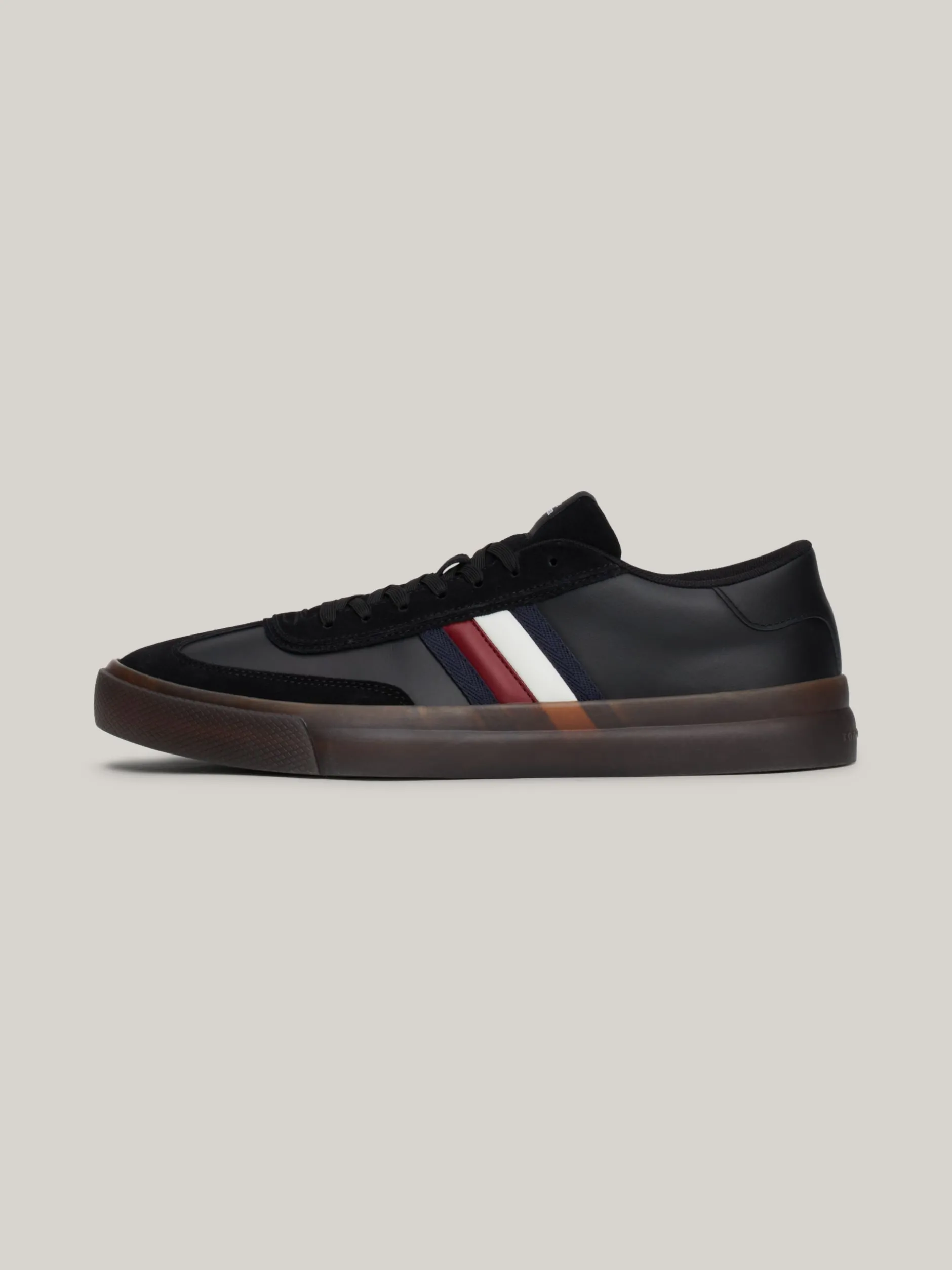 Sneakersy*Tommy Hilfiger Skórzane Tenisówki Z Sygnowaną Taśmą BLACK