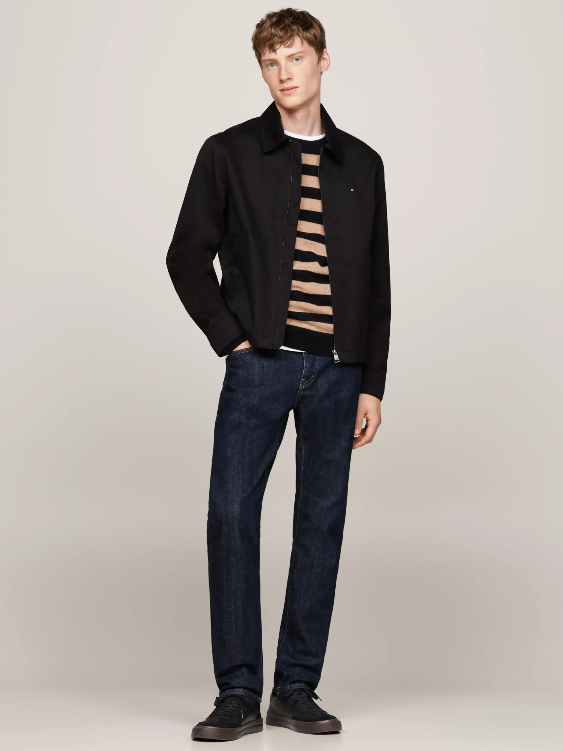 Sneakersy*Tommy Hilfiger Skórzane Tenisówki Z Sygnowaną Taśmą BLACK