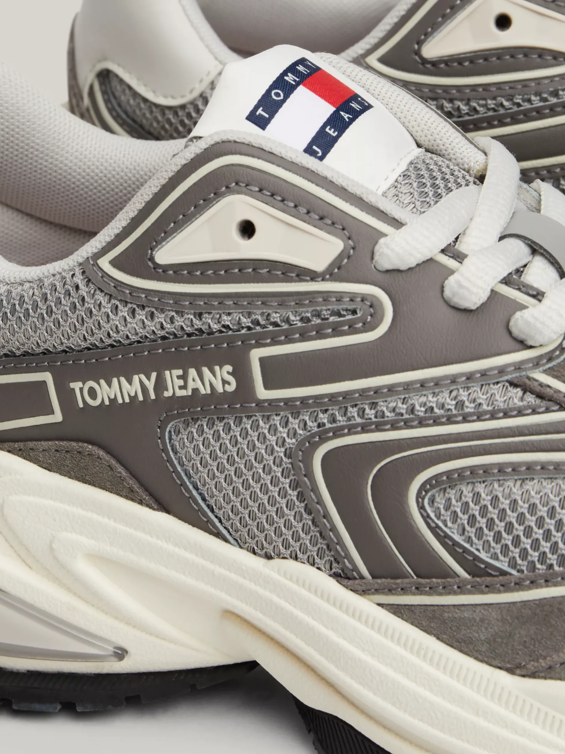 Sneakersy*Tommy Hilfiger Skórzane Tenisówki Ze Wstawkami Z Siateczki ZINC GREY