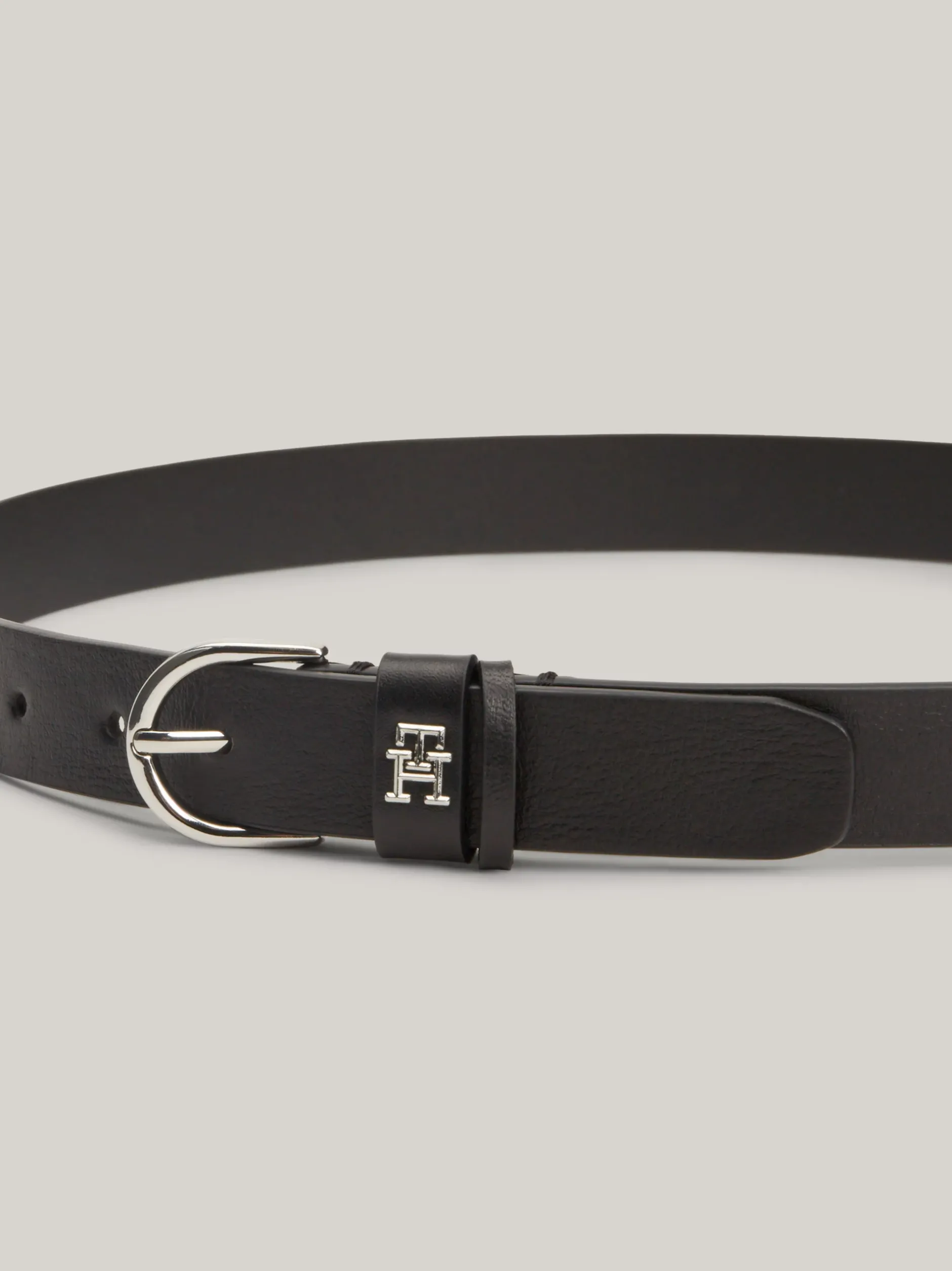 Paski*Tommy Hilfiger Skórzany Pasek Essential Z Monogramem TH BLACK