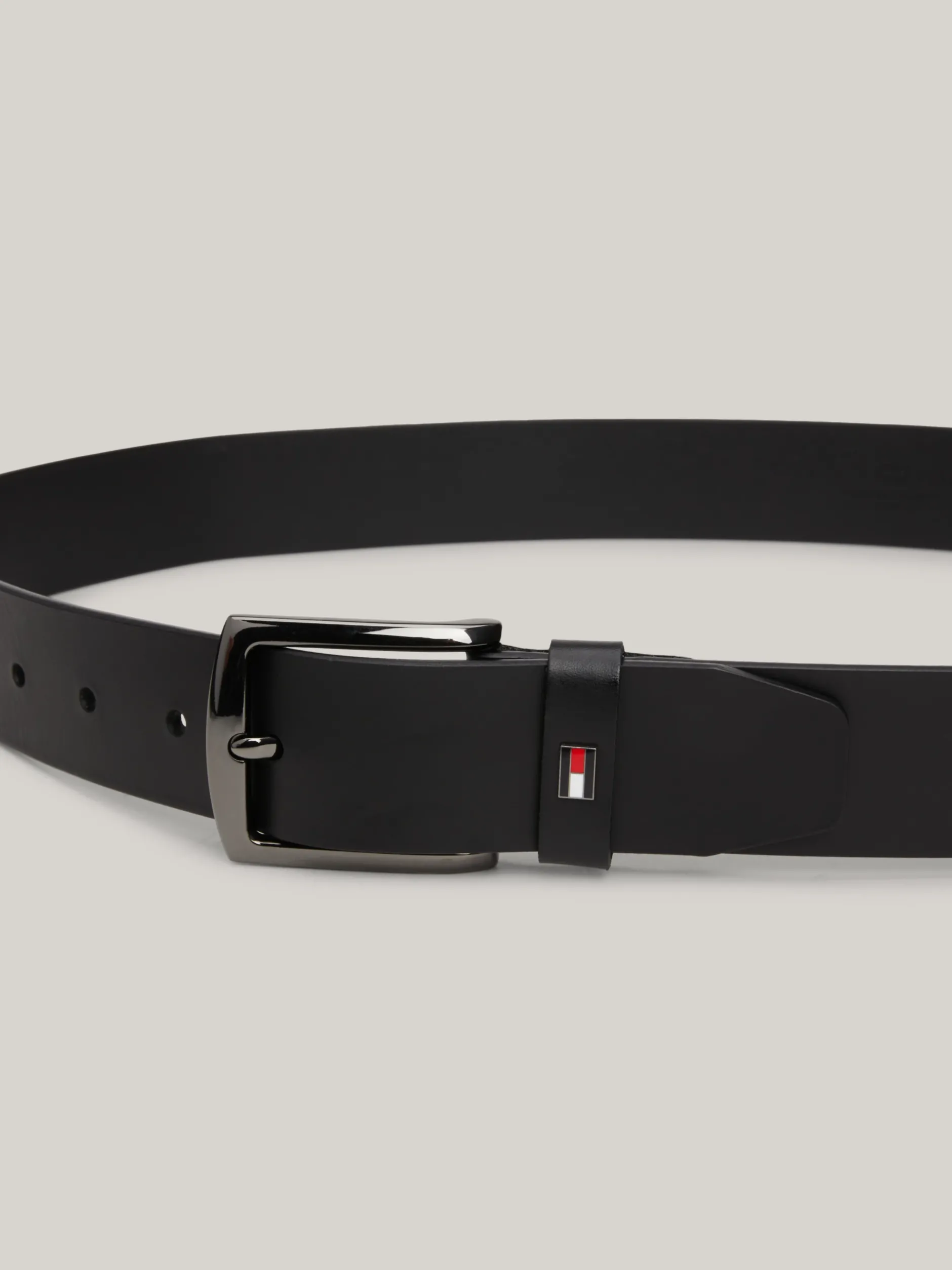 Paski*Tommy Hilfiger Skórzany Pasek Z Emaliowaną Flagą BLACK