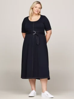 Sukienki*Tommy Hilfiger Sukienka Midi Curve Z Paskiem W Talii DESERT SKY