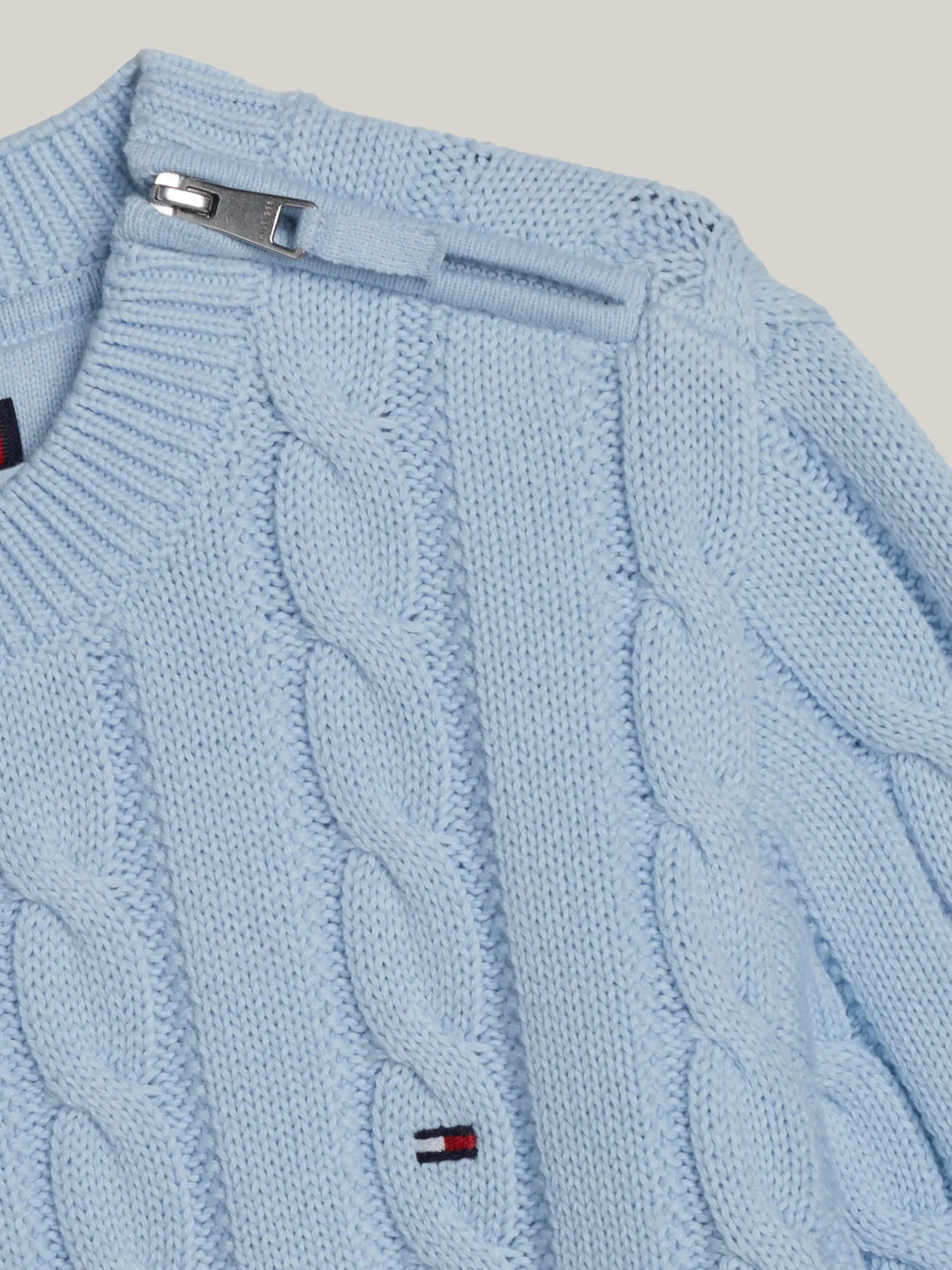 Dzianina*Tommy Hilfiger Sweter Adaptive O Splocie Warkoczowym BREEZY BLUE