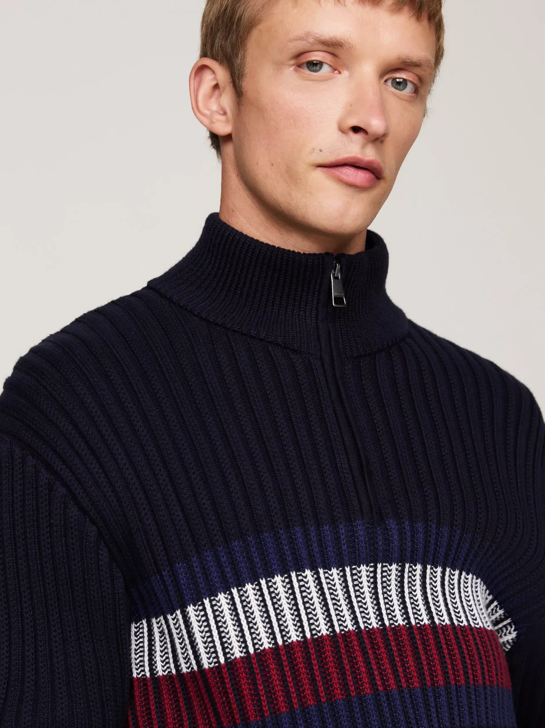 Sweter Z Zamkiem|Swetry*Tommy Hilfiger Sweter Global O Luźnym Kroju DESERT SKY