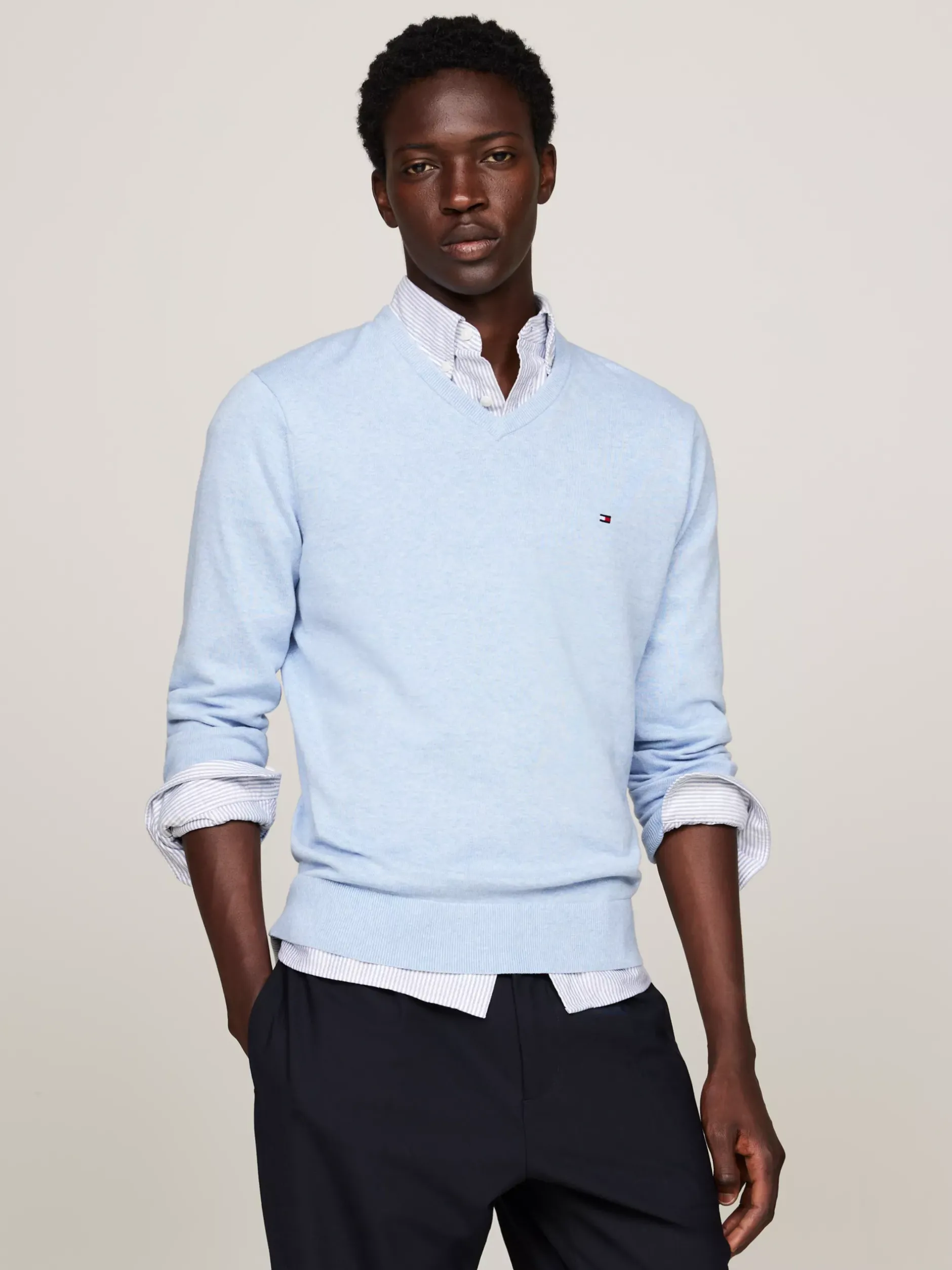 Swetry Z Okrągłym Dekoltem|Swetry*Tommy Hilfiger Sweter Z Dekoltem W Szpic I Flagą AEGEAN SEA HEATHER