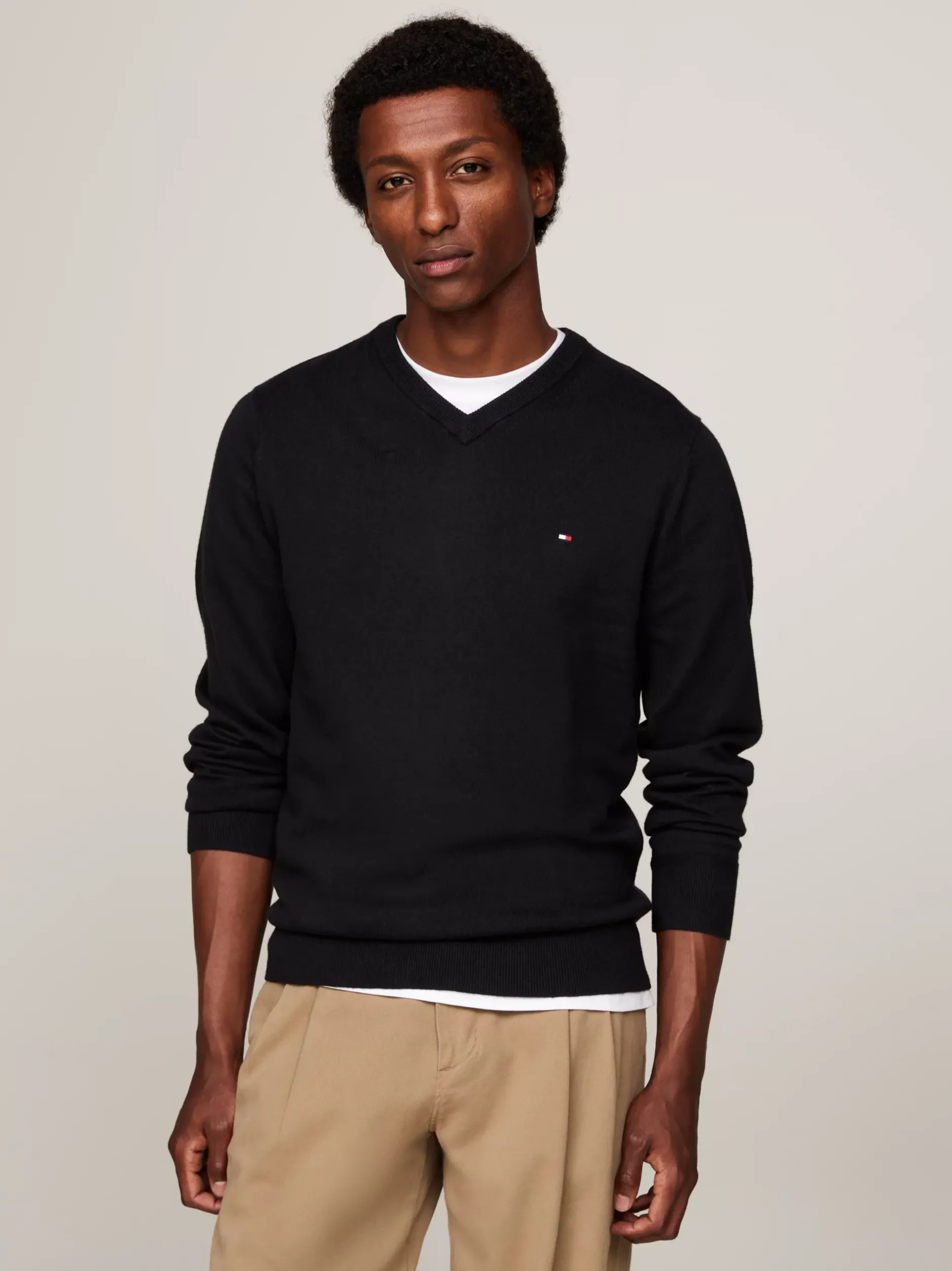 Swetry|Dzianina*Tommy Hilfiger Sweter Z Dekoltem W Szpic Z Kaszmirem BLACK