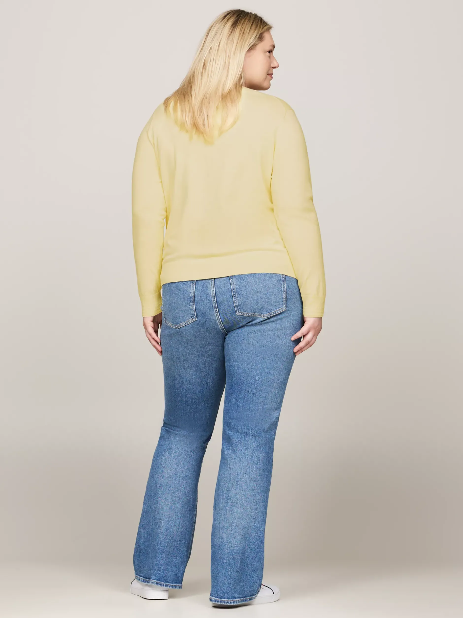Swetry|Dzianina*Tommy Hilfiger Sweter Z Dekoltem W Szpic Z Kolekcji Curve LEMON ZEST