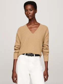 Swetry|Dzianina*Tommy Hilfiger Sweter Z Dekoltem W Szpic Z Kaszmirem CLASSIC KHAKI