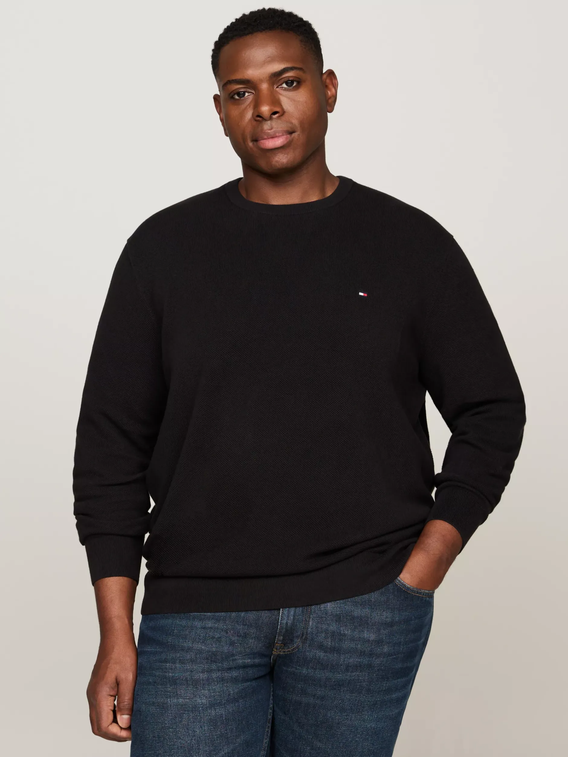 Swetry Z Okrągłym Dekoltem|Swetry*Tommy Hilfiger Sweter Z Teksturowanej Dzianiny Z Kolekcji Plus BLACK