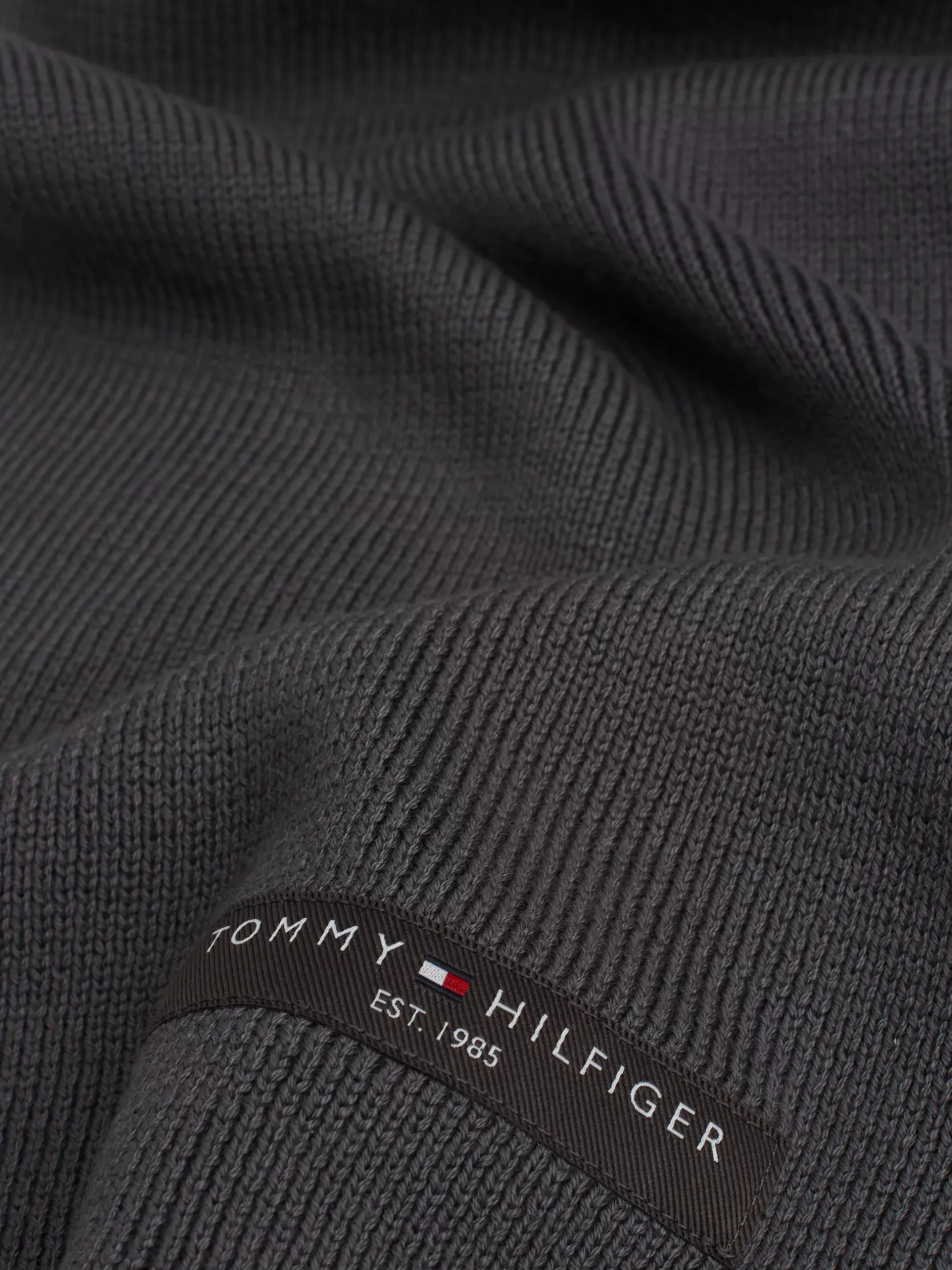 Czapki I Szaliki*Tommy Hilfiger Szalik Z Dzianiny O Drobnym Splocie DARK GREY
