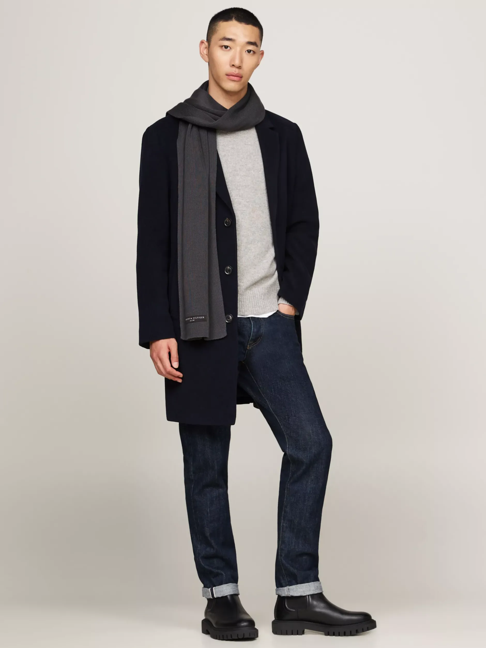 Czapki I Szaliki*Tommy Hilfiger Szalik Z Dzianiny O Drobnym Splocie DARK GREY