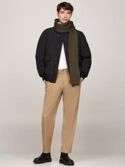 Czapki I Szaliki*Tommy Hilfiger Szalik Z Haftem Z Flagą Hilfiger ARMY GREEN