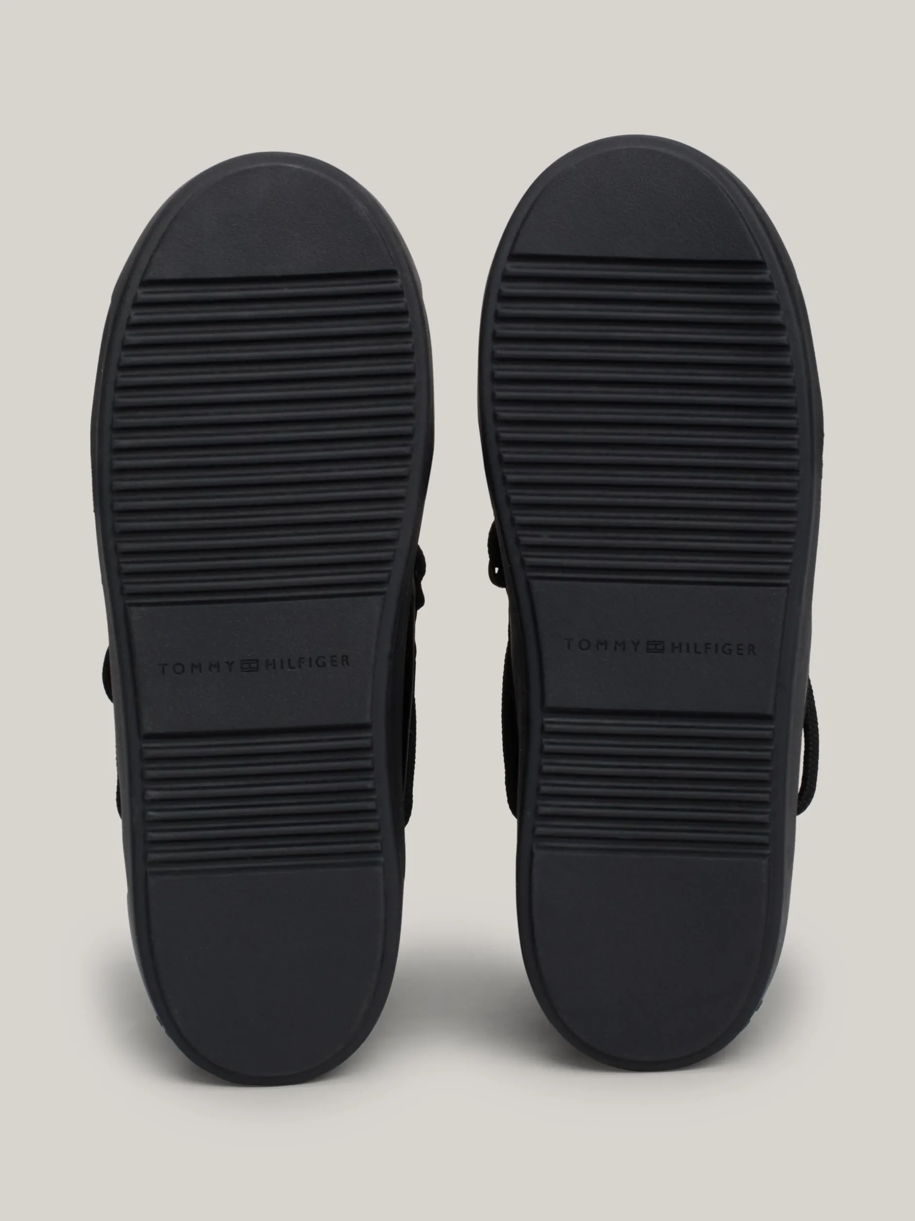 Botki*Tommy Hilfiger Sznurowane śniegowce TH Monogram BLACK