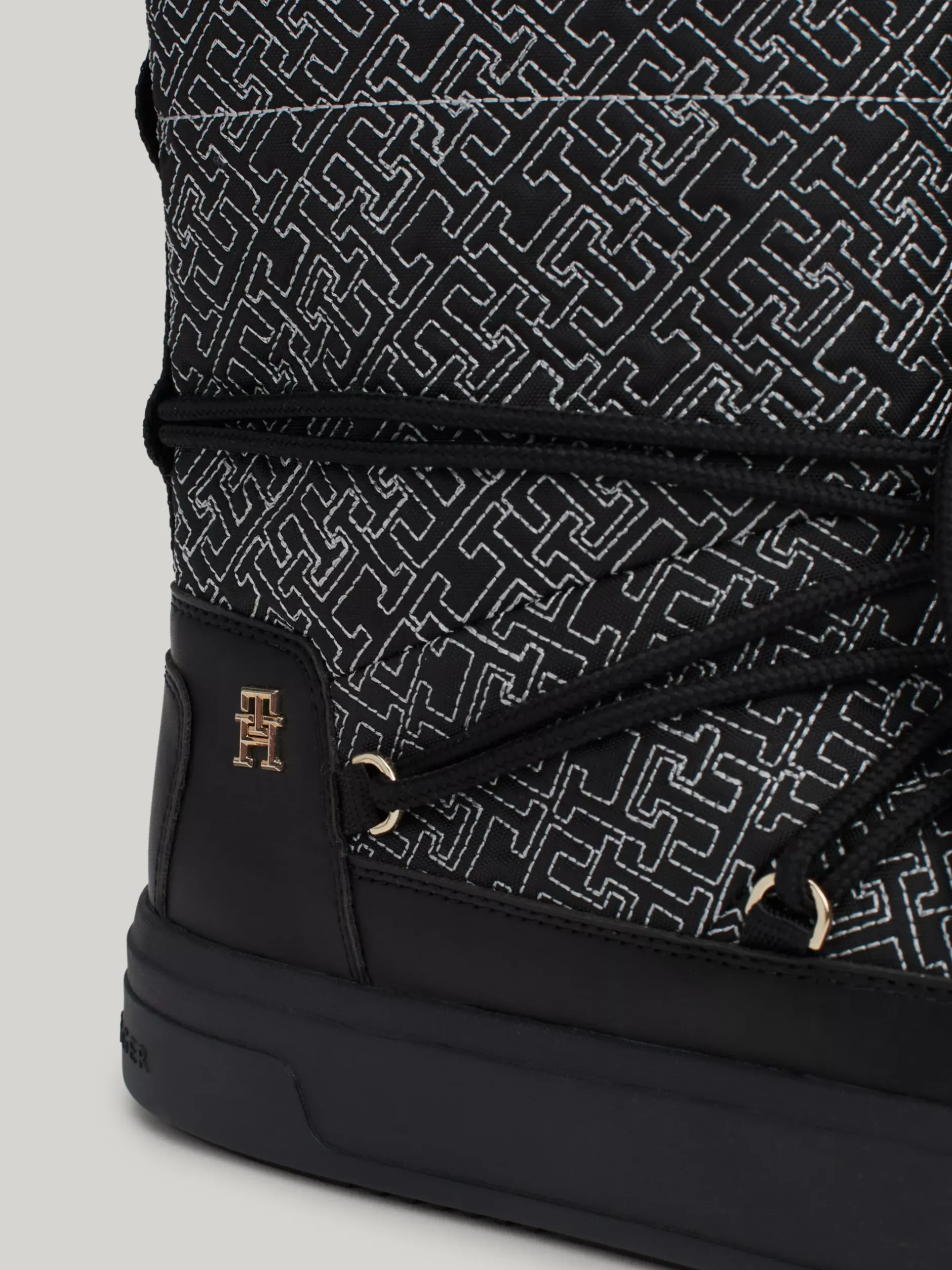 Botki*Tommy Hilfiger Sznurowane śniegowce TH Monogram BLACK