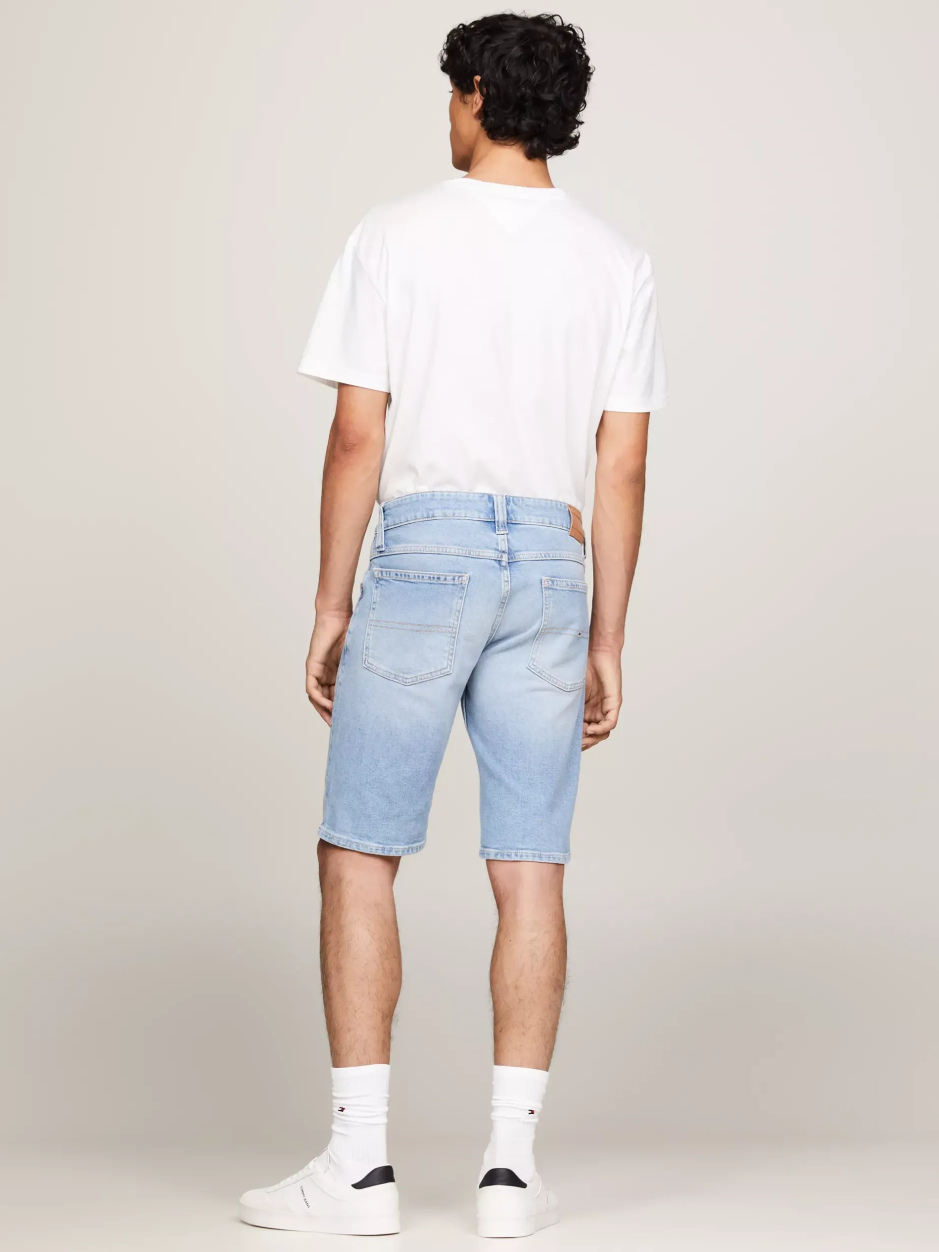 Szorty*Tommy Hilfiger Szorty Jeansowe Ronnie Z Efektem Wyblaknięcia DENIM LIGHT