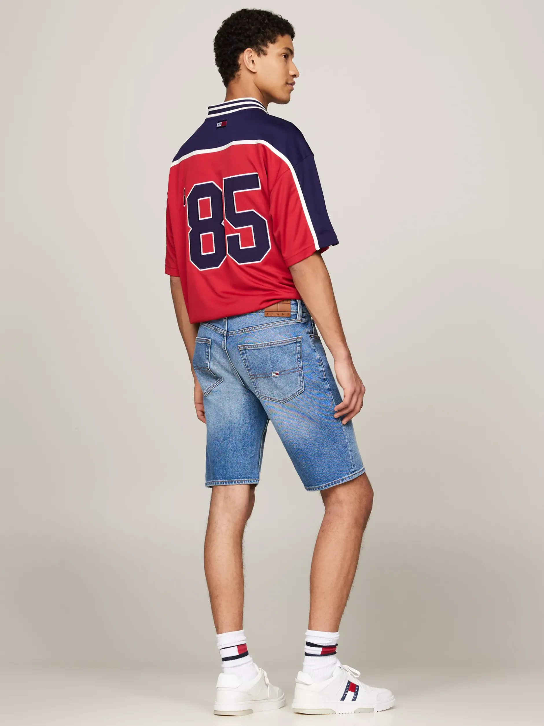 Szorty*Tommy Hilfiger Szorty Scanton Z Denimu Z Efektem Wyblaknięcia DENIM MEDIUM