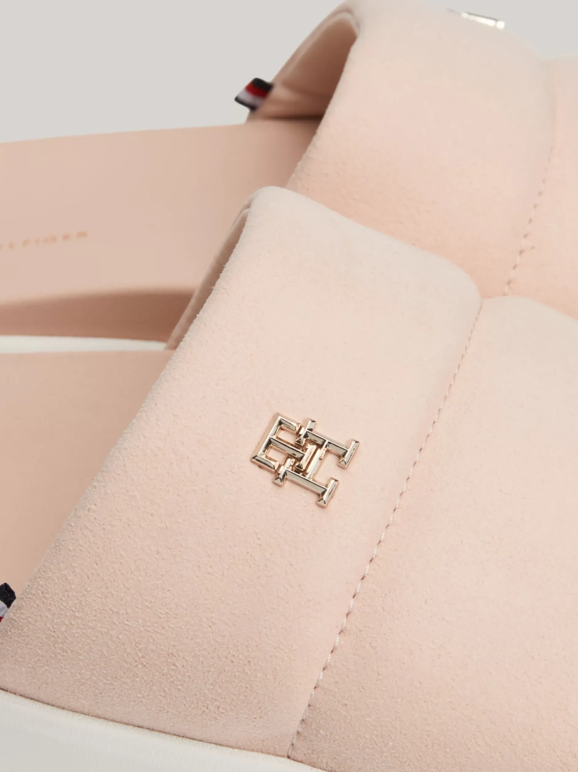 Sandały*Tommy Hilfiger Szykowne Klapki Basenowe Z Kolekcji Casual PINK BLOOM