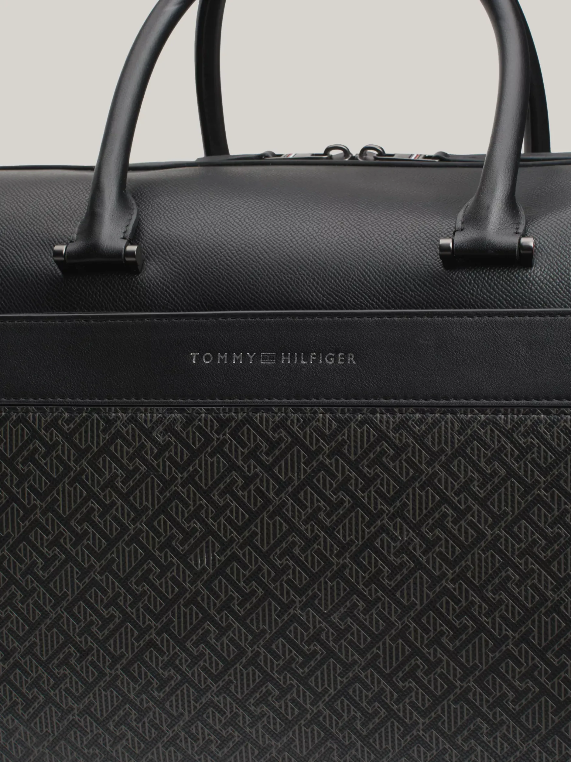 Duże Torby*Tommy Hilfiger Teksturowana Torba Weekendowa TH MONOGRAM