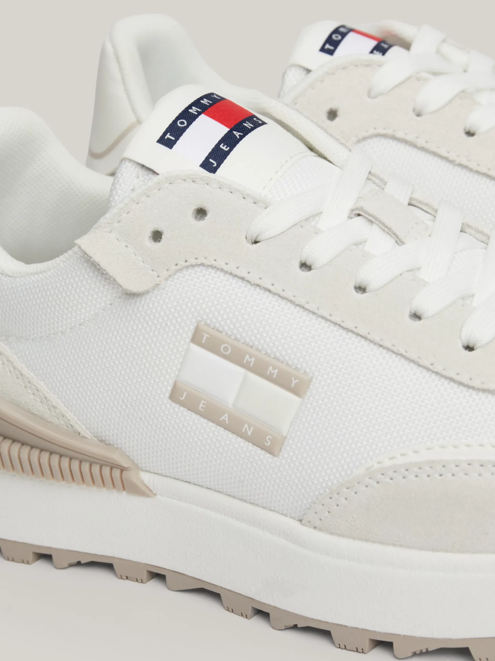 Sneakersy*Tommy Hilfiger Teksturowane Buty Do Biegania Z Protektorem DRIFTY DUNES