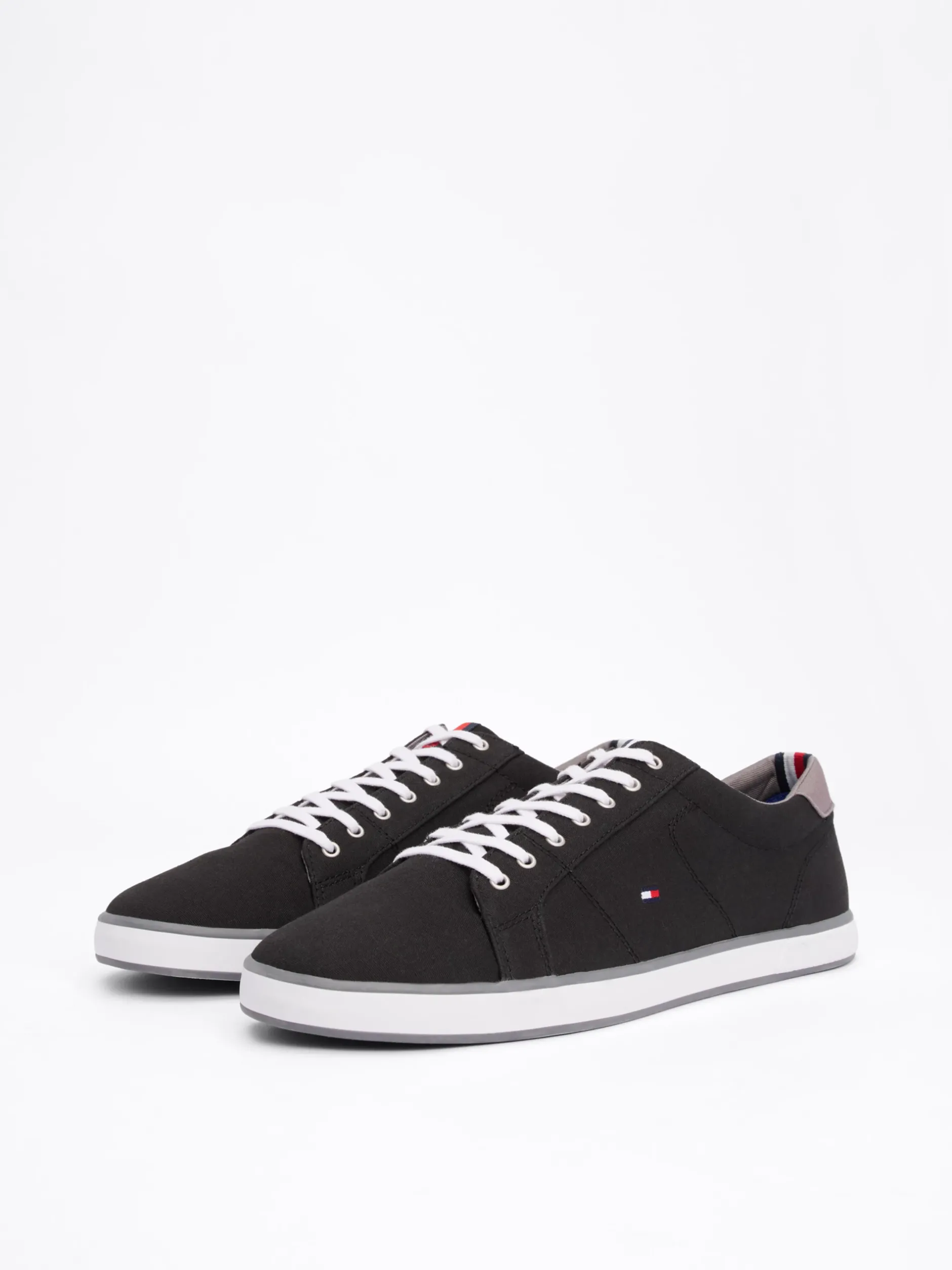 Sneakersy*Tommy Hilfiger Tenisówki Płócienne Sznurowane BLACK