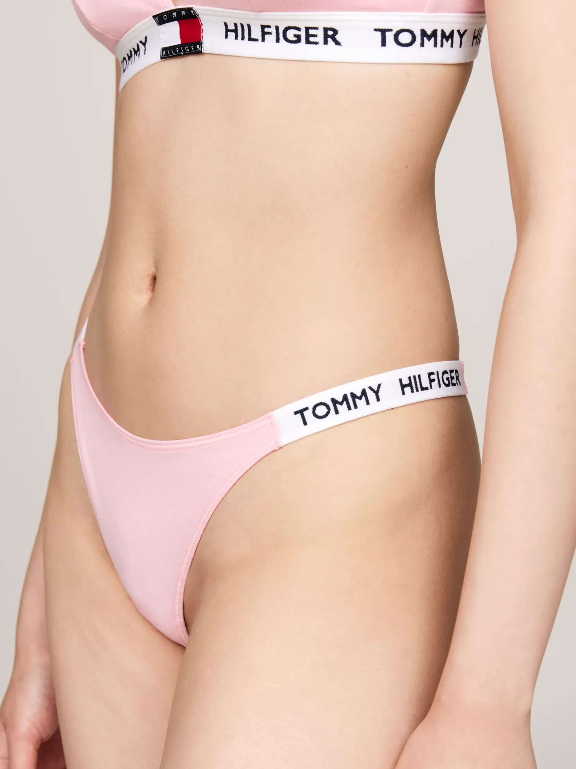 Figi|Bielizna*Tommy Hilfiger Thongi TH Heritage Z Logo BALLET PINK