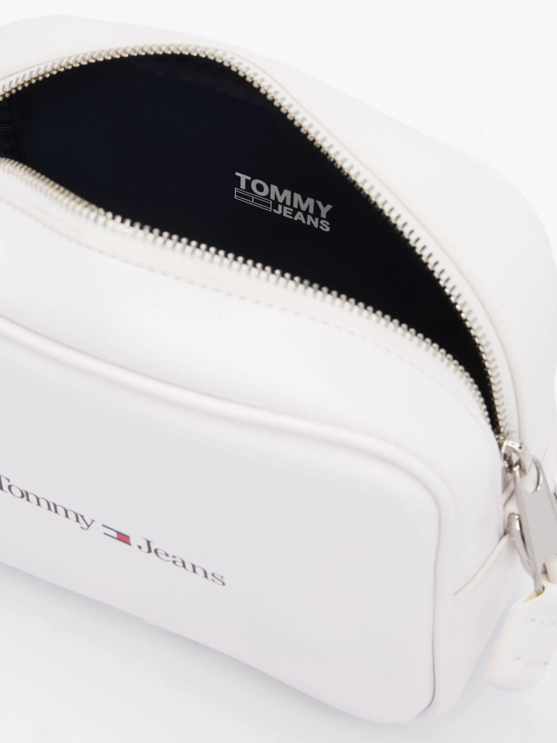 Torebki Na Pasku*Tommy Hilfiger Torba Na Aparat Z Paskiem Na Ramię I Logo WHITE