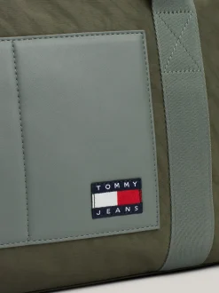 Duże Torby*Tommy Hilfiger Torba Sportowa Z Kontrastową Kieszenią DEEP WOODS