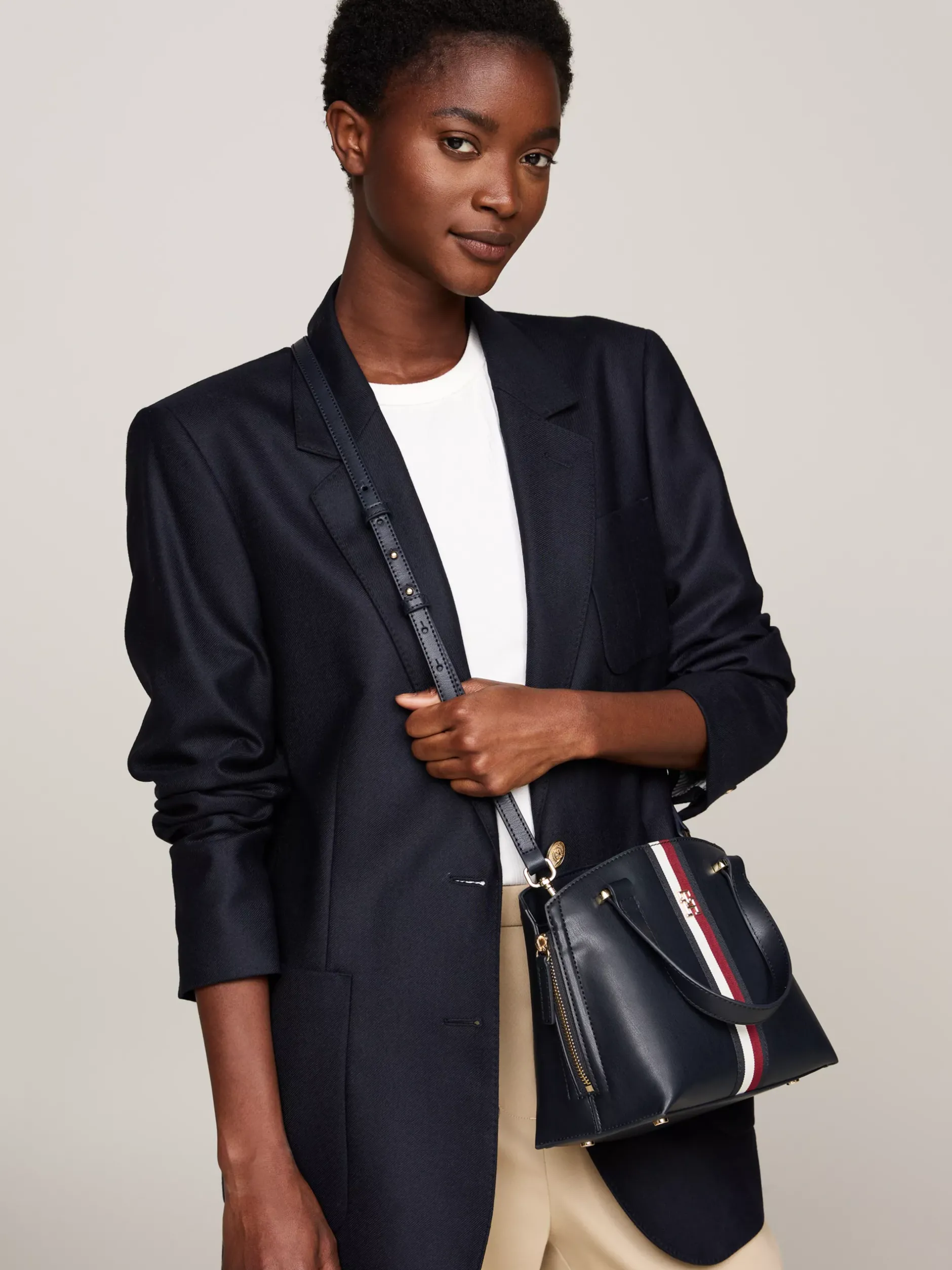 Torebki Tote*Tommy Hilfiger Torba Typu Tote Modern SPACE BLUE