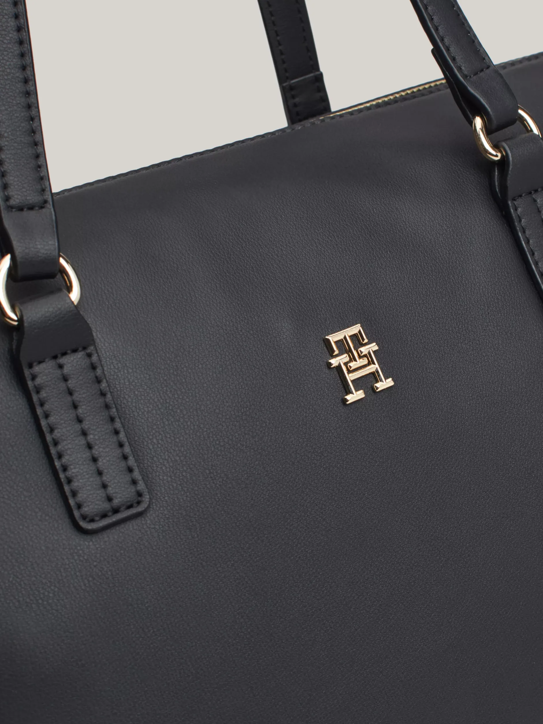 Torebki Tote*Tommy Hilfiger Torba Typu Tote Z Plakietką Z Monogramem TH BLACK
