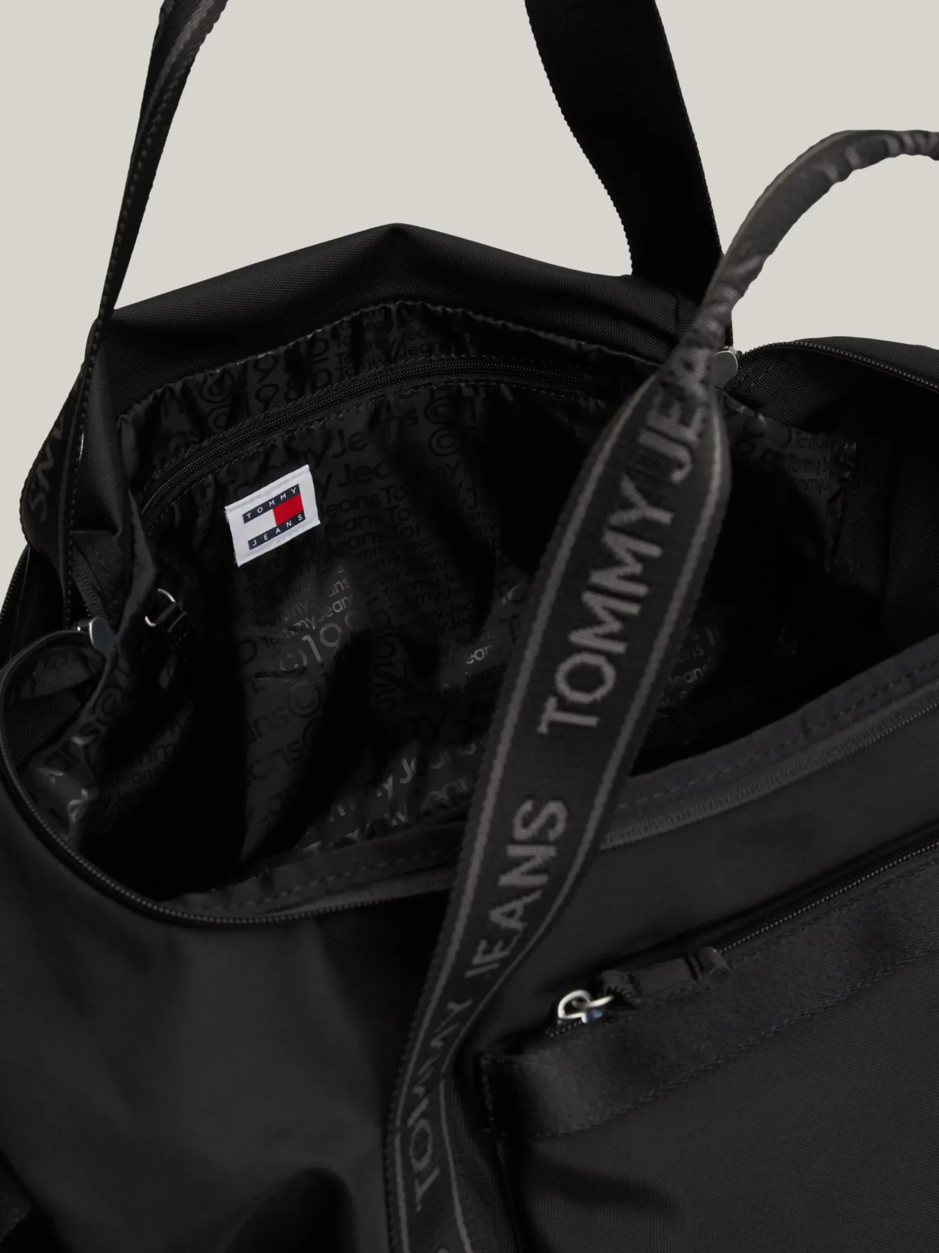 Duże Torby|Plecaki*Tommy Hilfiger Torba Weekendowa 2 W 1 Essential BLACK
