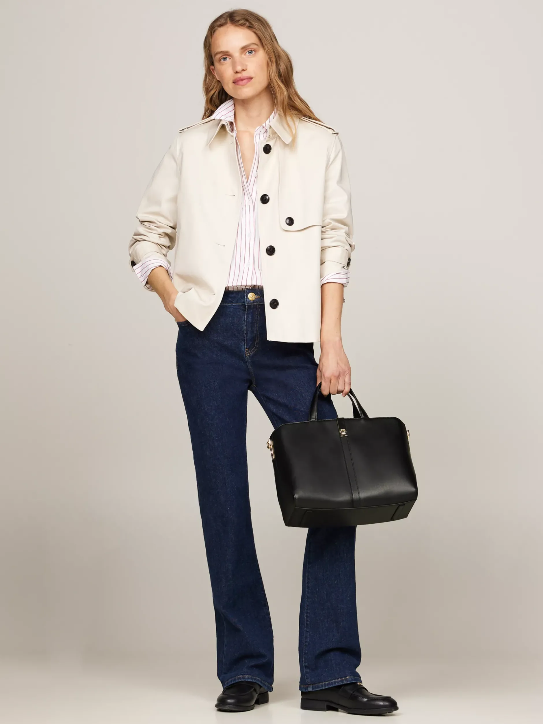 Torebki Tote*Tommy Hilfiger Torebka Na Pasku Heritage Z Plakietką BLACK