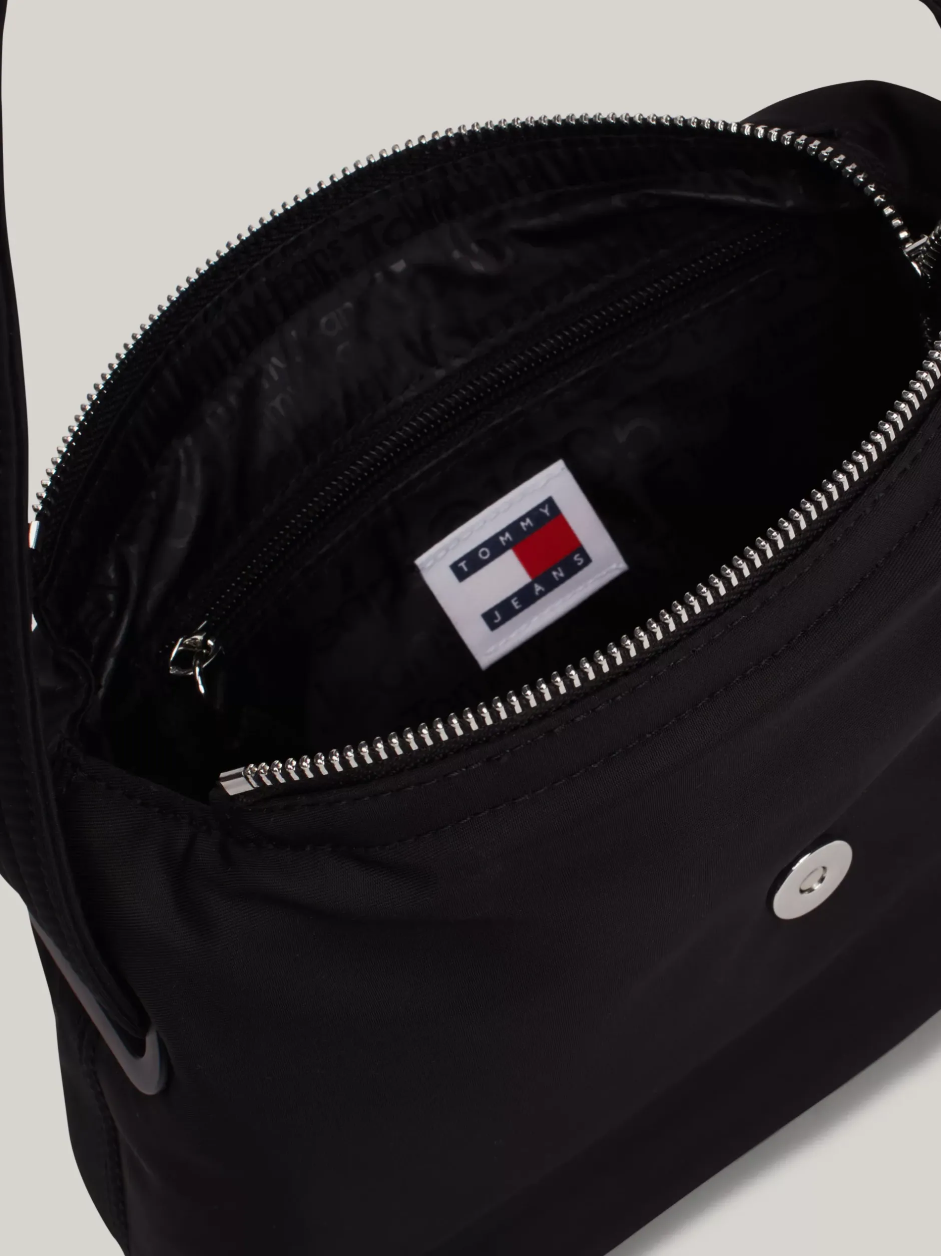 Torby Na Ramię*Tommy Hilfiger Torebka Na Ramię City Z Metalowym Logo BLACK