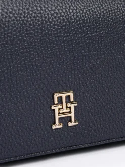 Torebki Na Pasku*Tommy Hilfiger Torebka Na Ramię TH Emblem Z Klapką SPACE BLUE