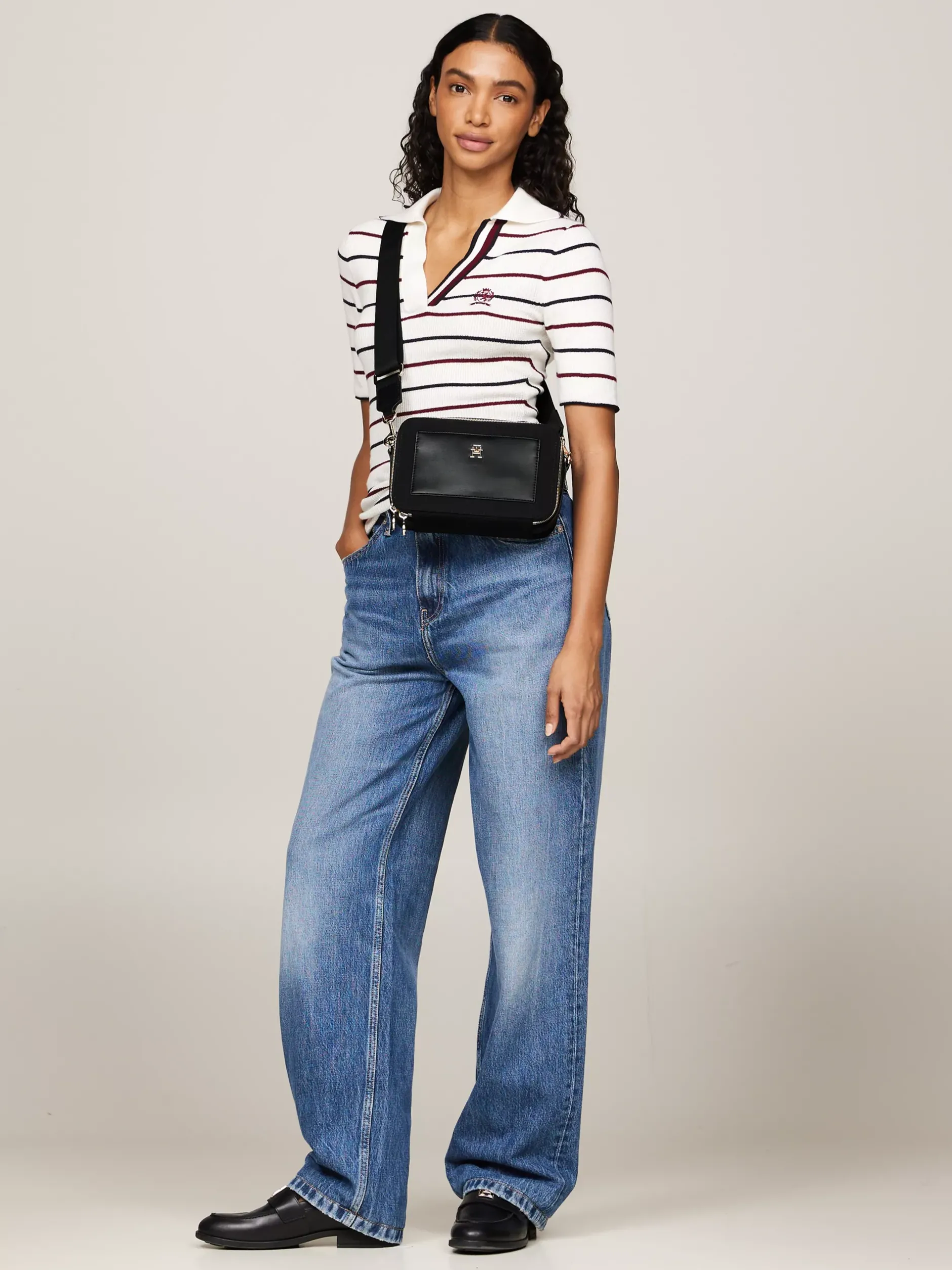 Torebki Na Pasku*Tommy Hilfiger Torebka Z Dwukierunkowym Zamkiem TH Monogram BLACK