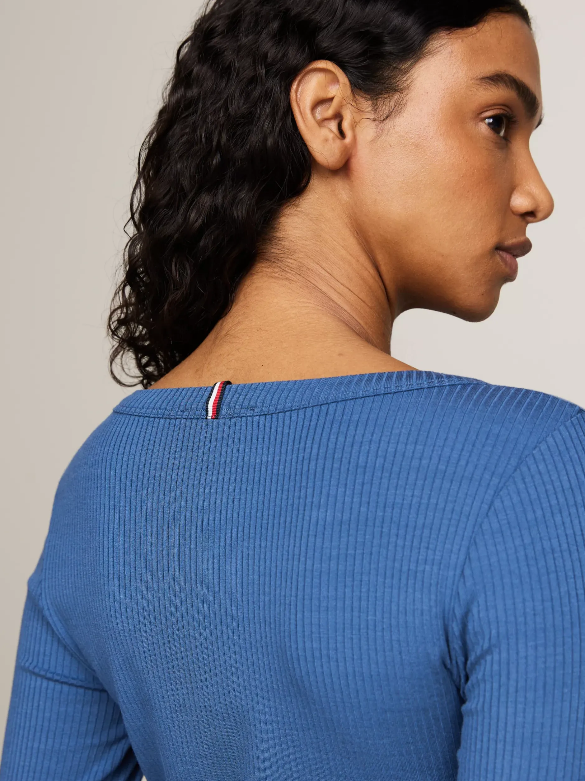 T-Shirty*Tommy Hilfiger T-shirt Z Długim Rękawem I Dekoltem W łódkę FOSSIL BLUE