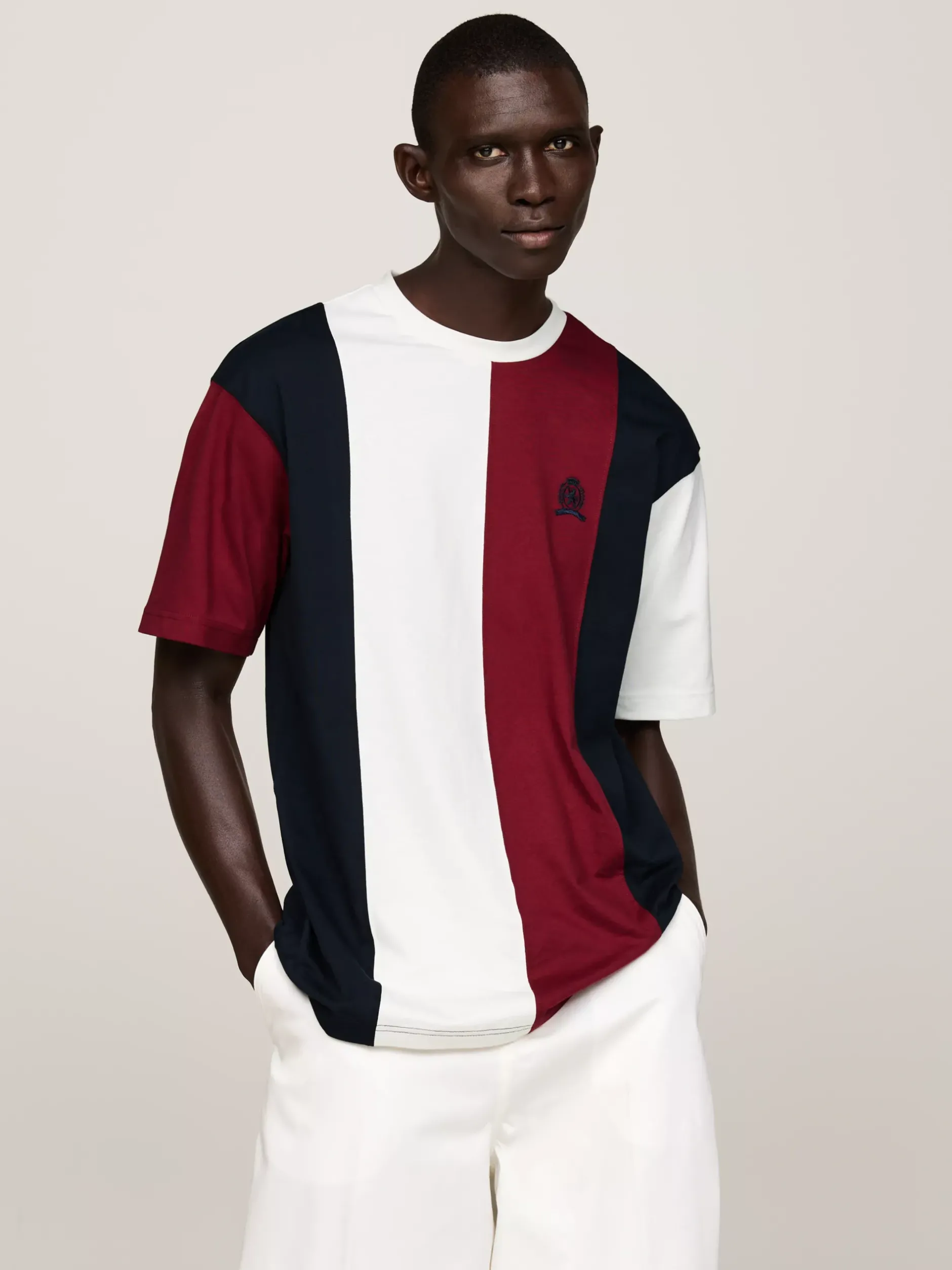 T-Shirty*Tommy Hilfiger T-shirt Z Emblematem I Blokami Kolorów MULTI