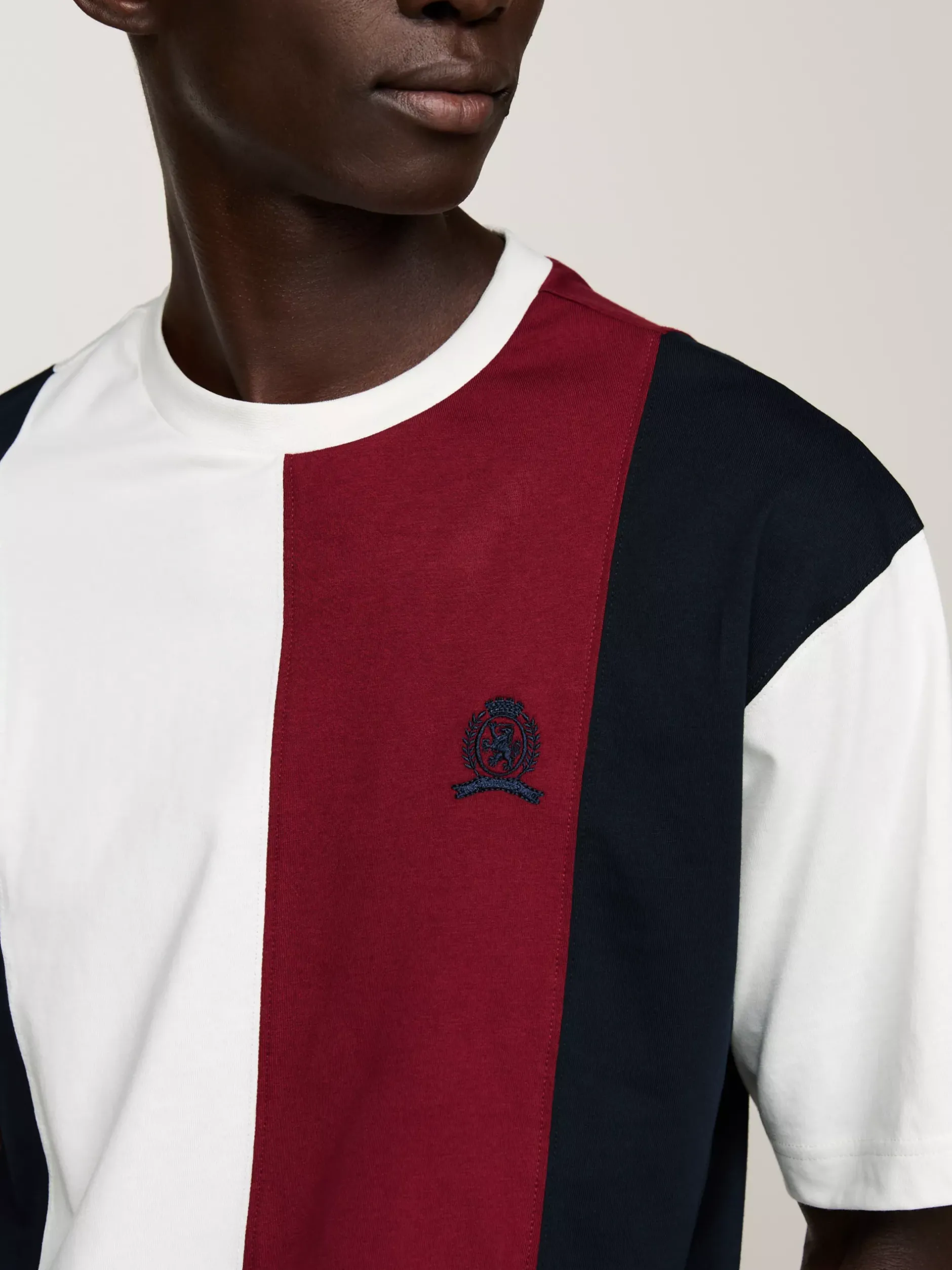 T-Shirty*Tommy Hilfiger T-shirt Z Emblematem I Blokami Kolorów MULTI