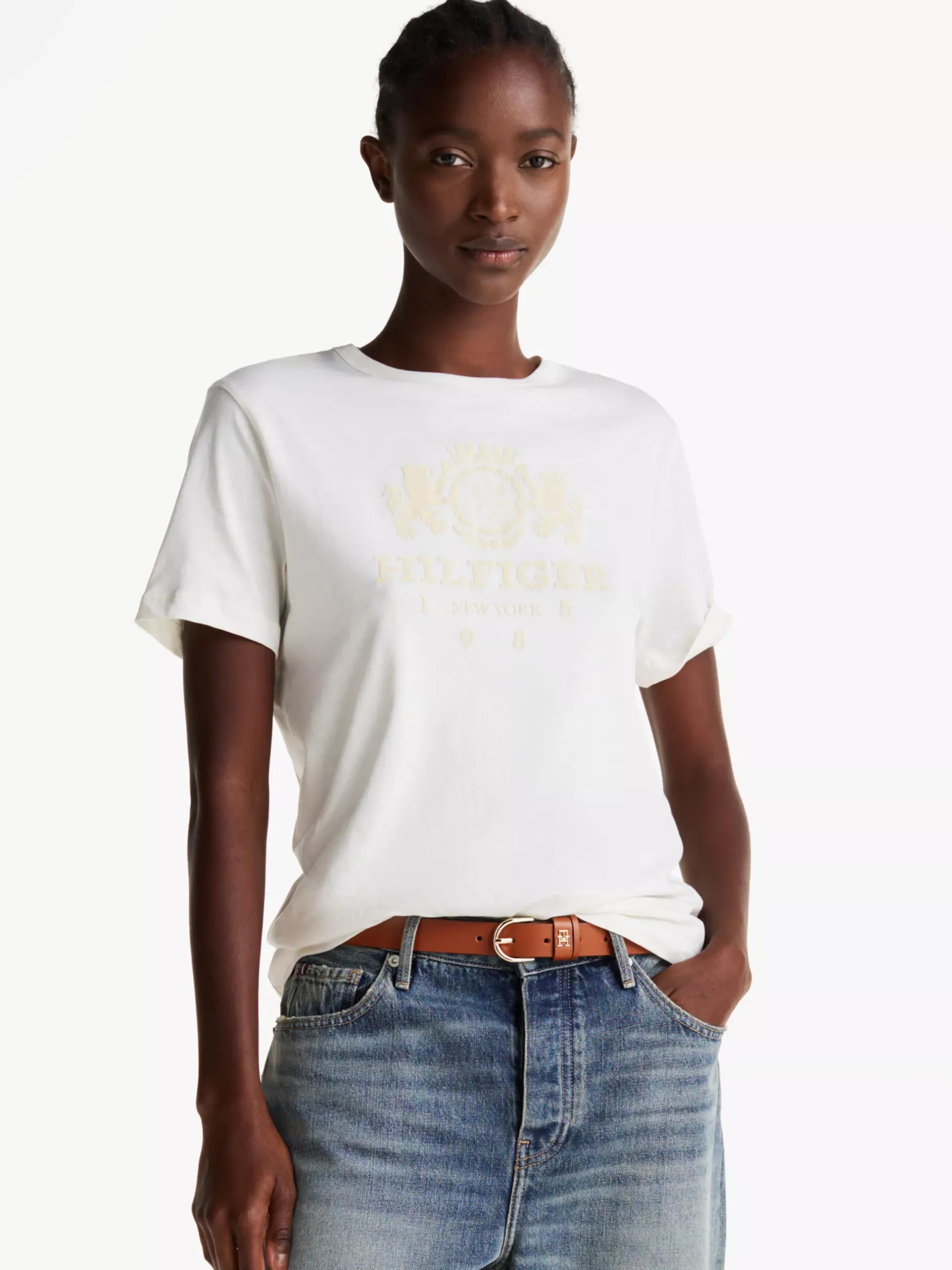 T-Shirty*Tommy Hilfiger T-shirt Z Kontrastowym Wykończeniem ANCIENT WHITE