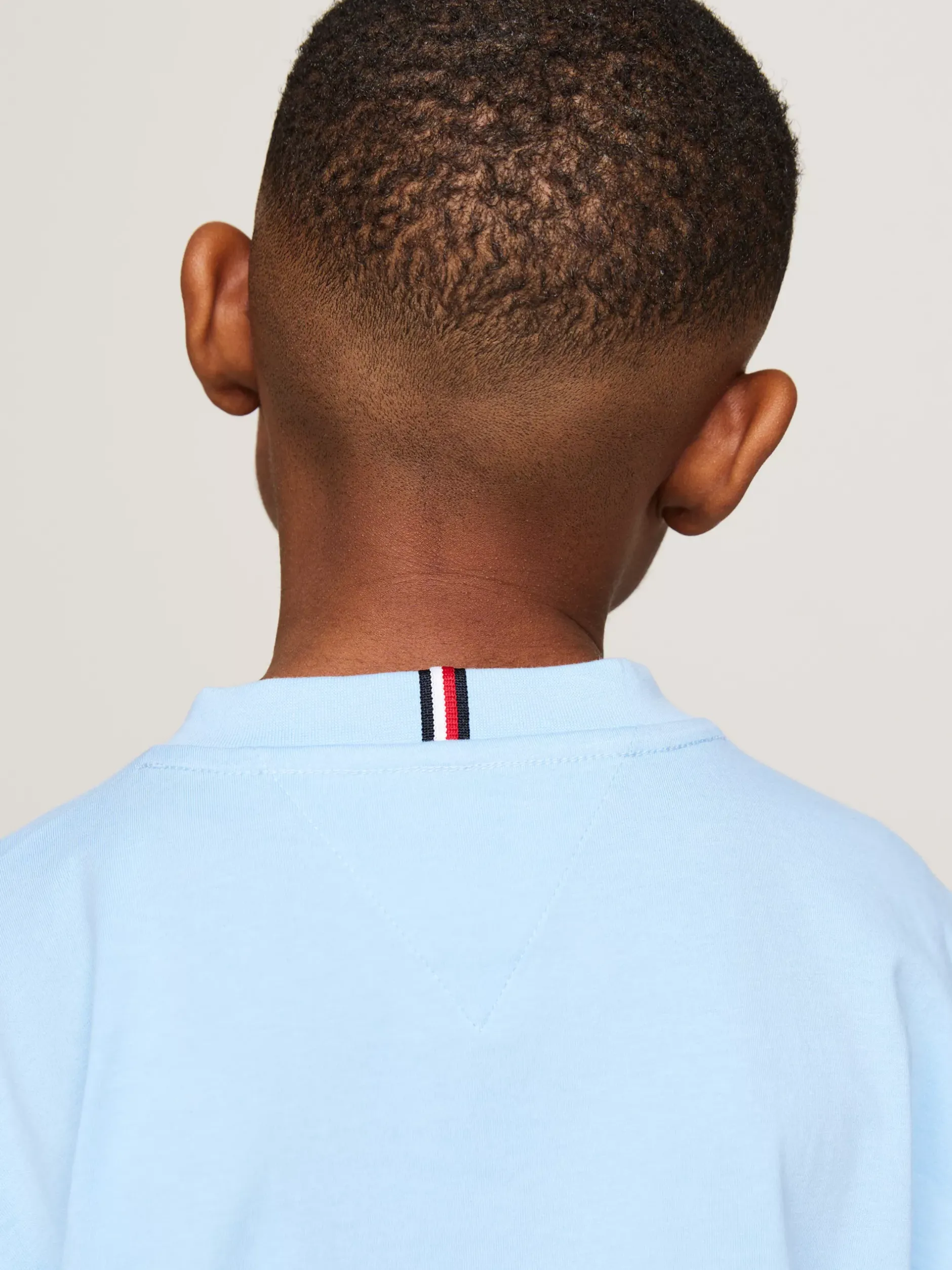 T-Shirty I Koszulki Polo*Tommy Hilfiger T-shirt Z Okrągłym Dekoltem I Haftem Z Flagą VESSEL BLUE