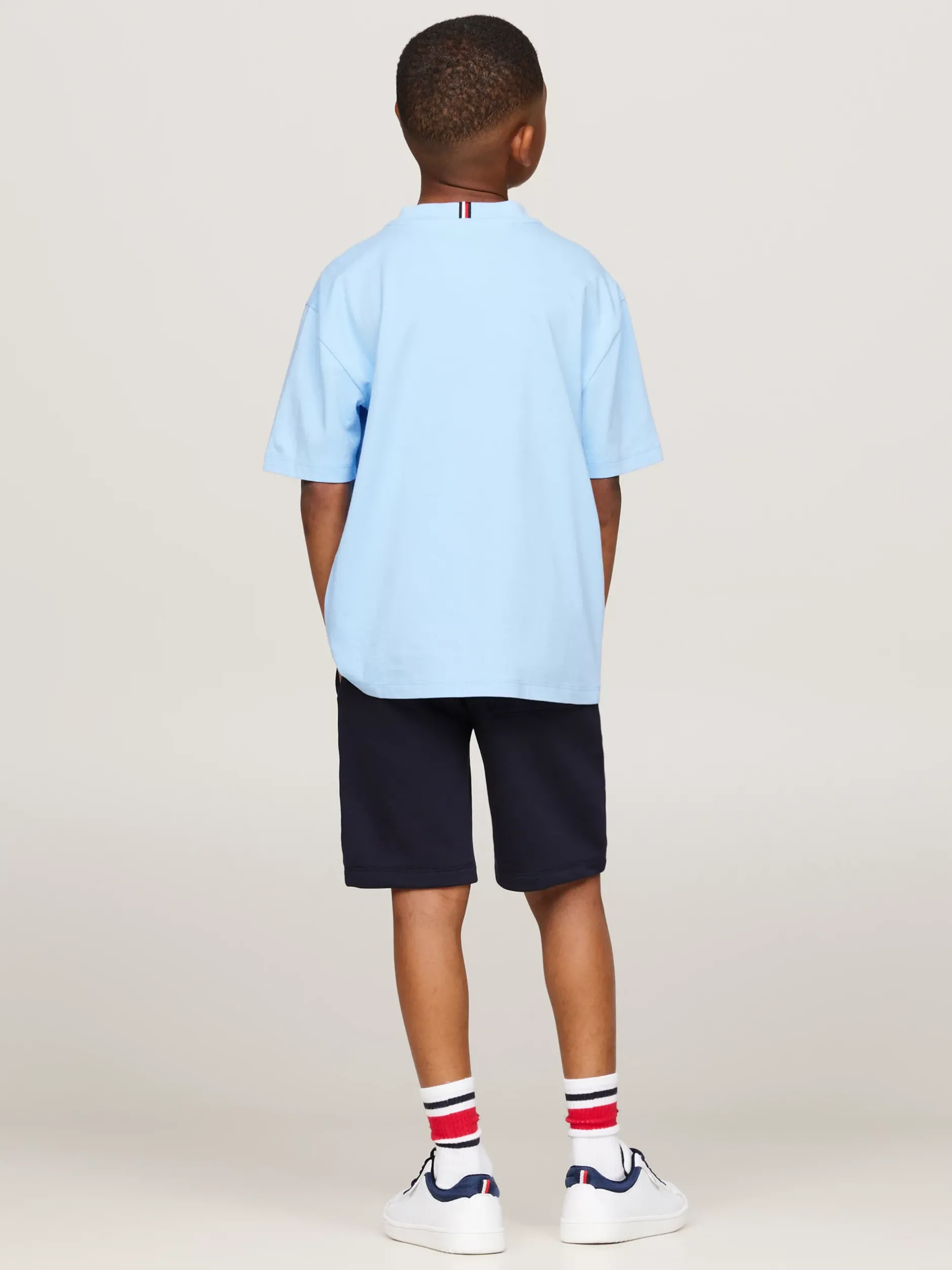 T-Shirty I Koszulki Polo*Tommy Hilfiger T-shirt Z Okrągłym Dekoltem I Haftem Z Flagą VESSEL BLUE