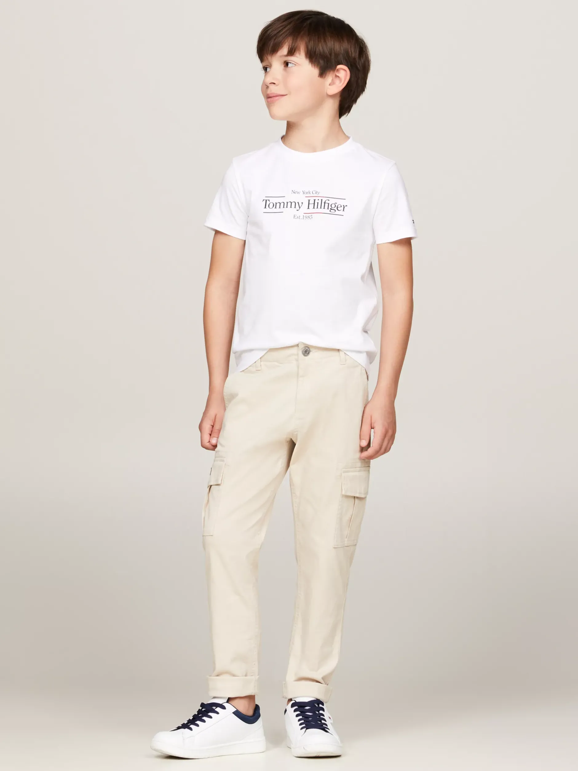 T-Shirty I Koszulki Polo*Tommy Hilfiger T-shirt Z Okrągłym Dekoltem I Nadrukiem Z Logo WHITE