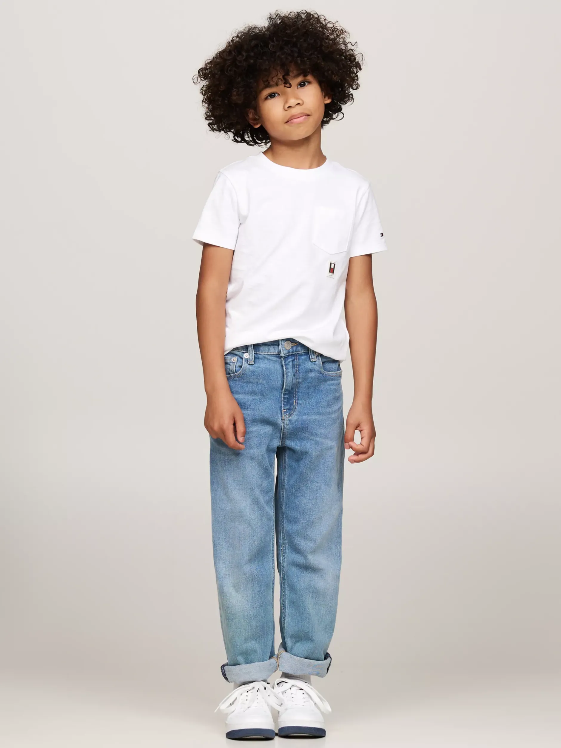 T-Shirty I Koszulki Polo*Tommy Hilfiger T-shirt Z Okrągłym Dekoltem I Kieszonką WHITE