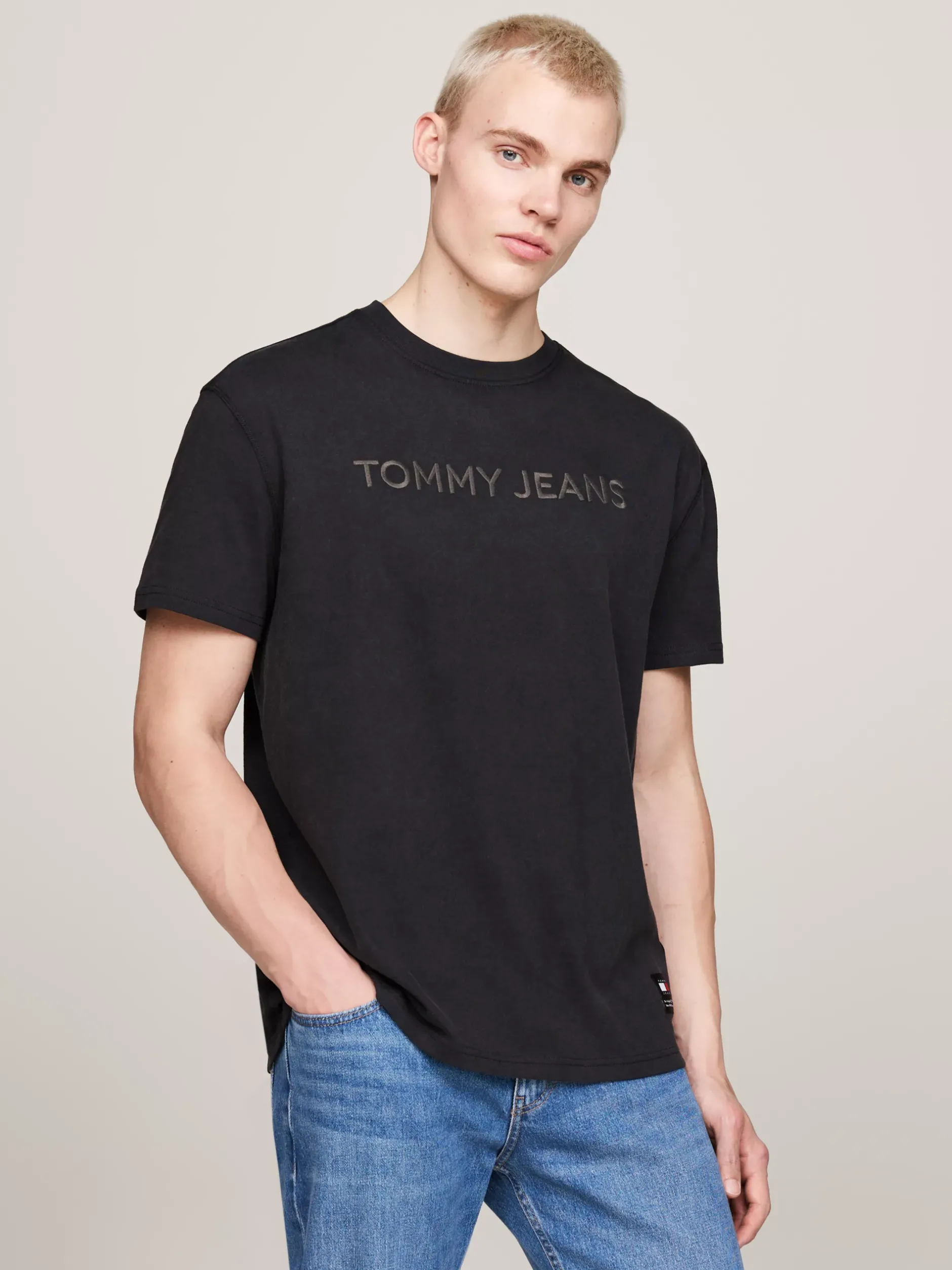 T-Shirty*Tommy Hilfiger T-shirt Z Wyhaftowanym Logo BLACK