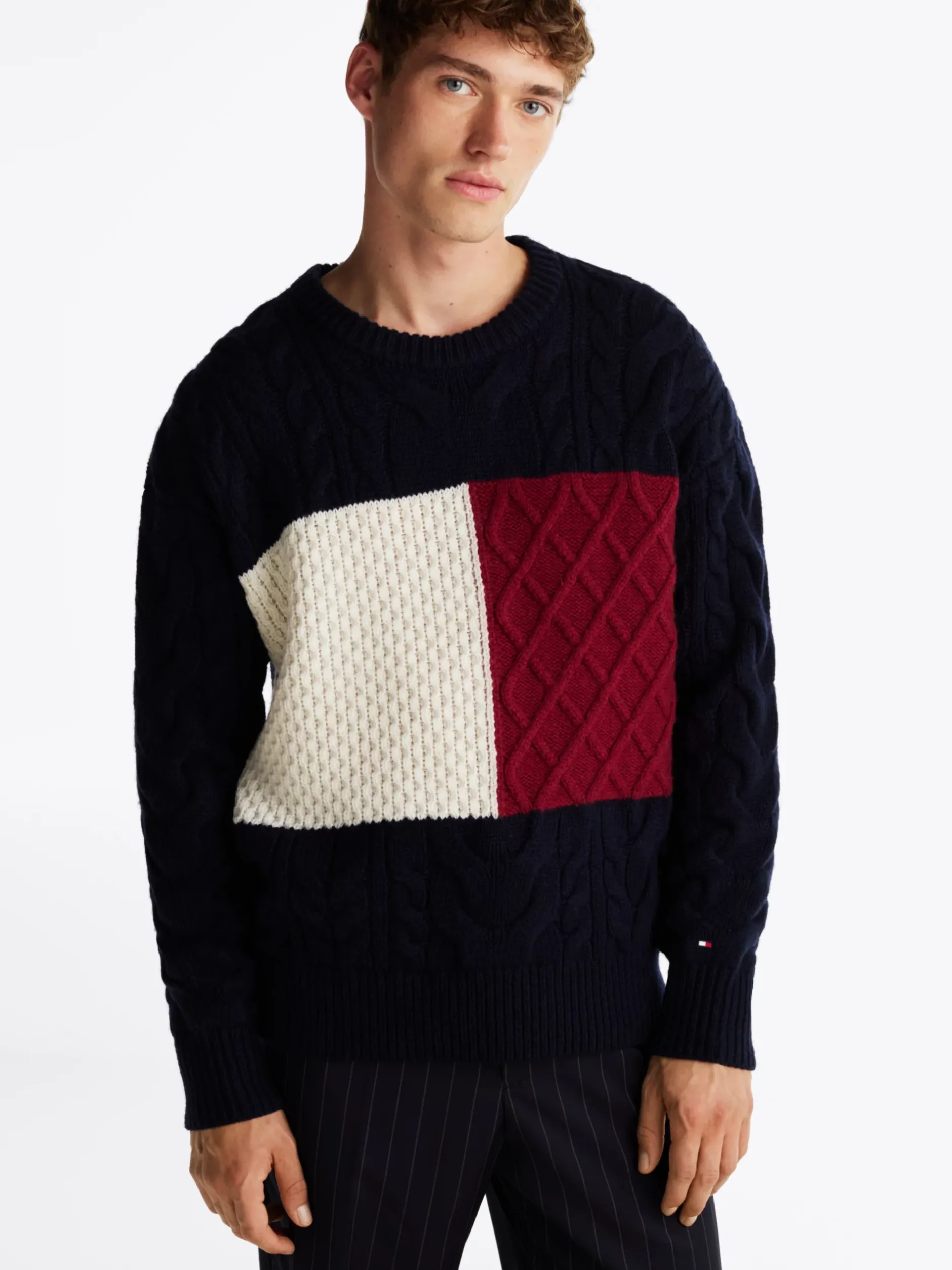 Swetry Z Okrągłym Dekoltem|Swetry*Tommy Hilfiger Wełniany Sweter Z Dekoltem W Szpic DESERT SKY