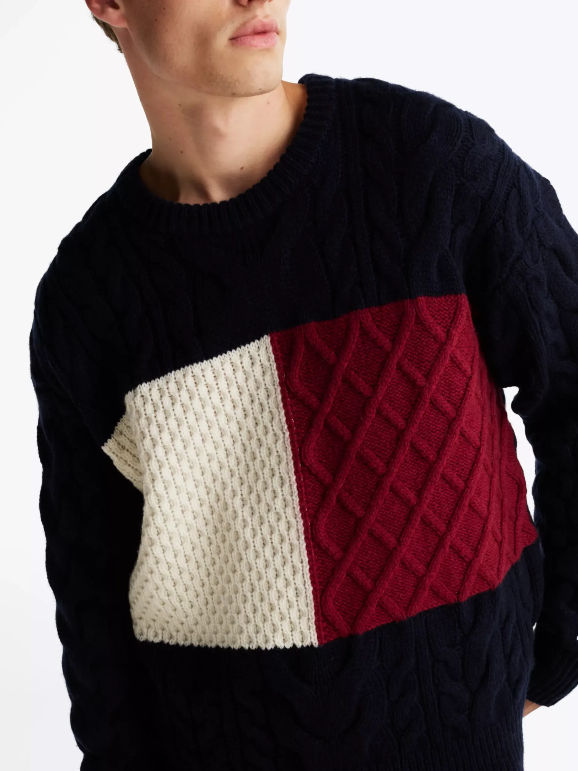 Swetry Z Okrągłym Dekoltem|Swetry*Tommy Hilfiger Wełniany Sweter Z Dekoltem W Szpic DESERT SKY
