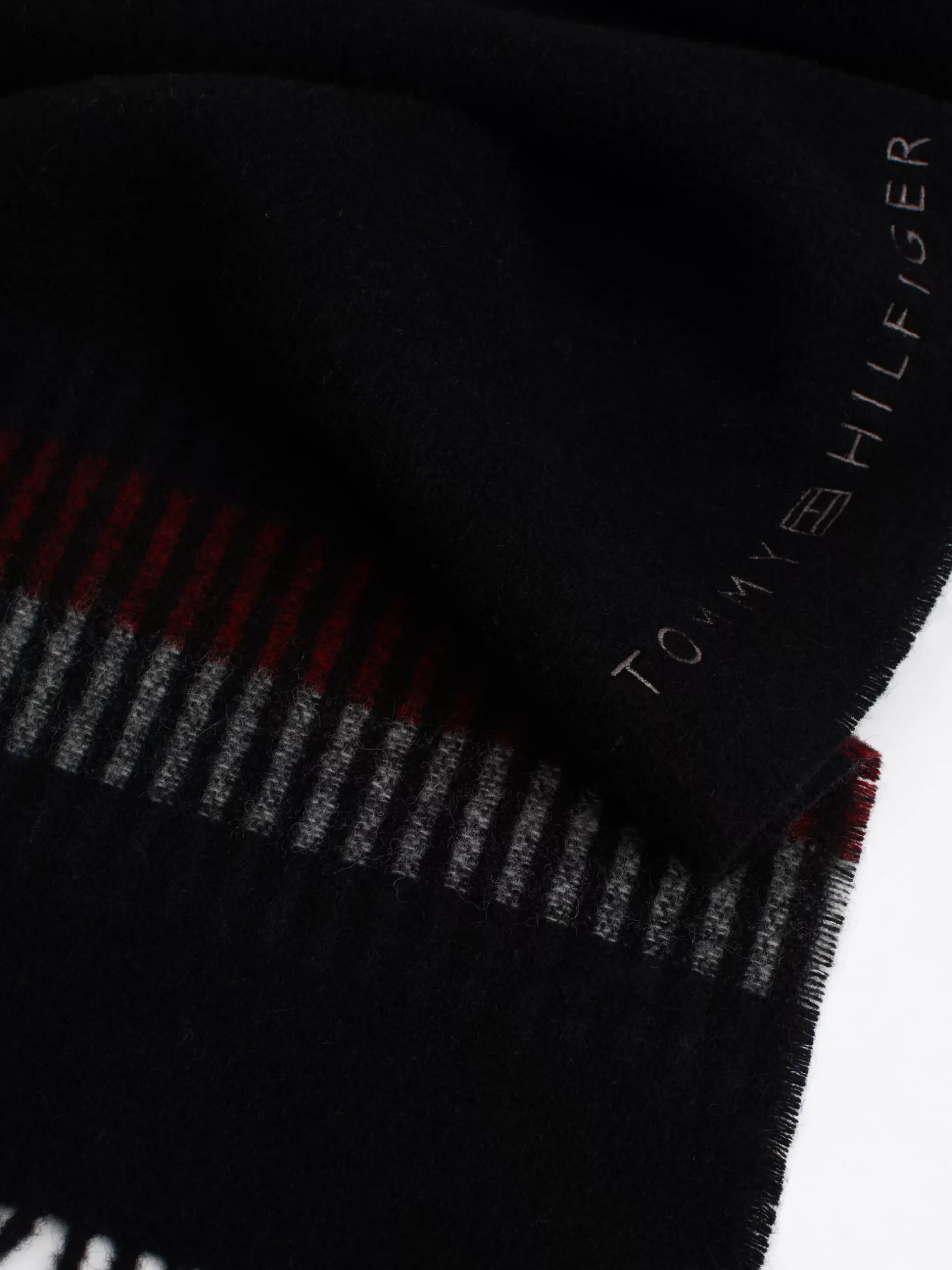 Czapki I Szaliki*Tommy Hilfiger Wełniany Szalik Corporate BLACK
