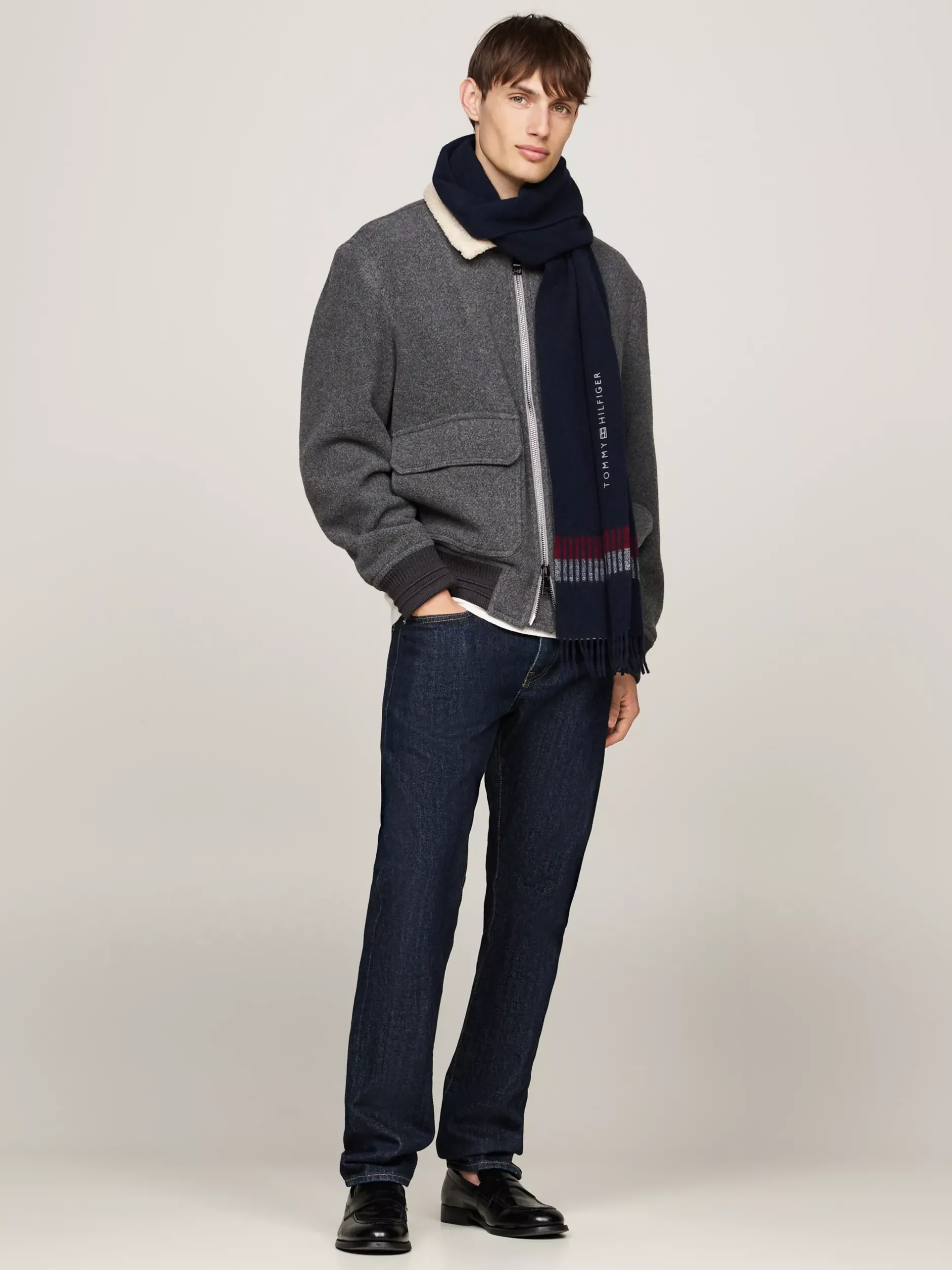 Czapki I Szaliki*Tommy Hilfiger Wełniany Szalik Corporate SPACE BLUE