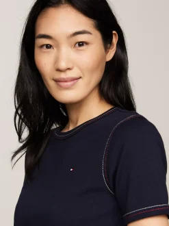 T-Shirty*Tommy Hilfiger Wąski T-shirt Z Ozdobnym Stębnowaniem DESERT SKY